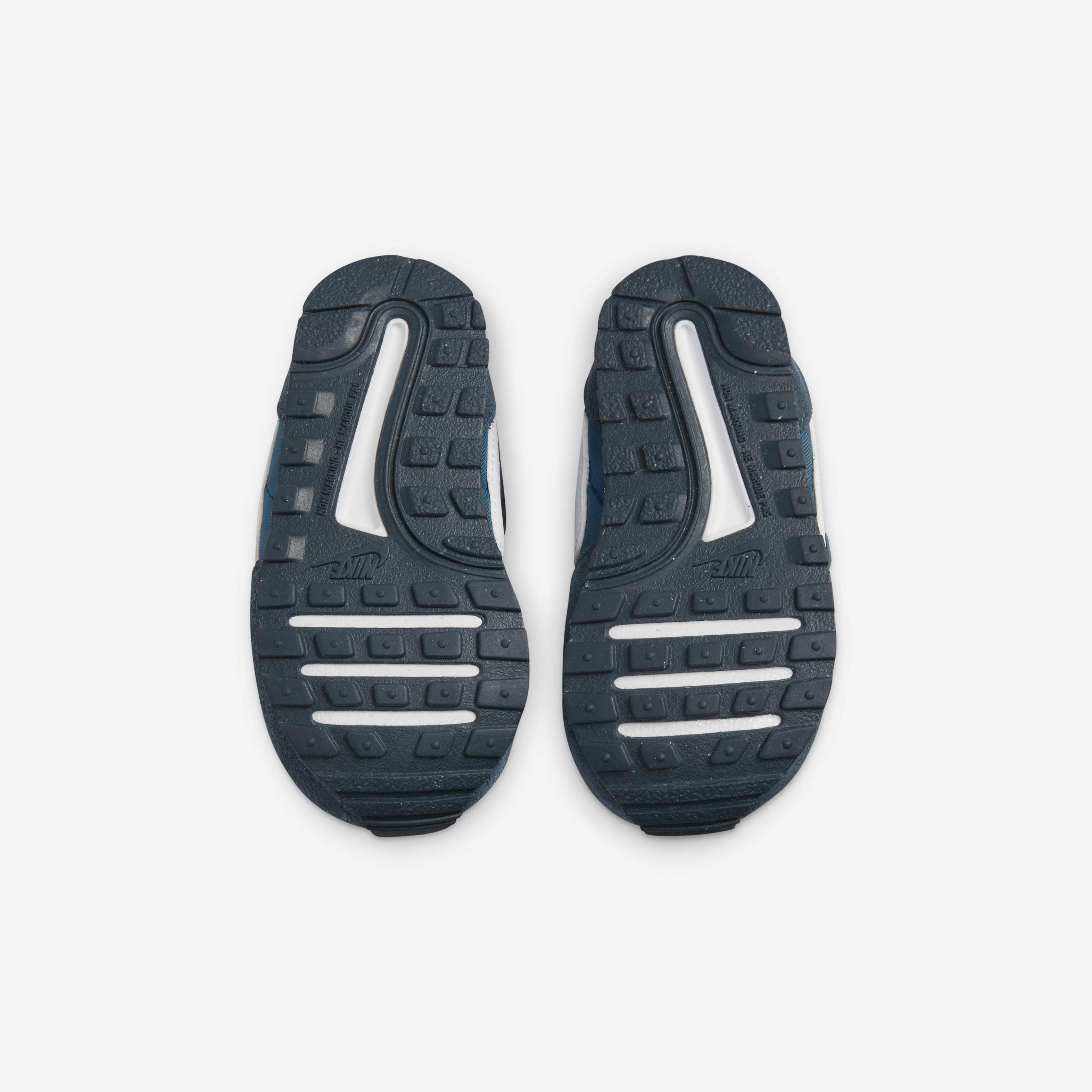 نايكي ام دي فاليانت image number 1