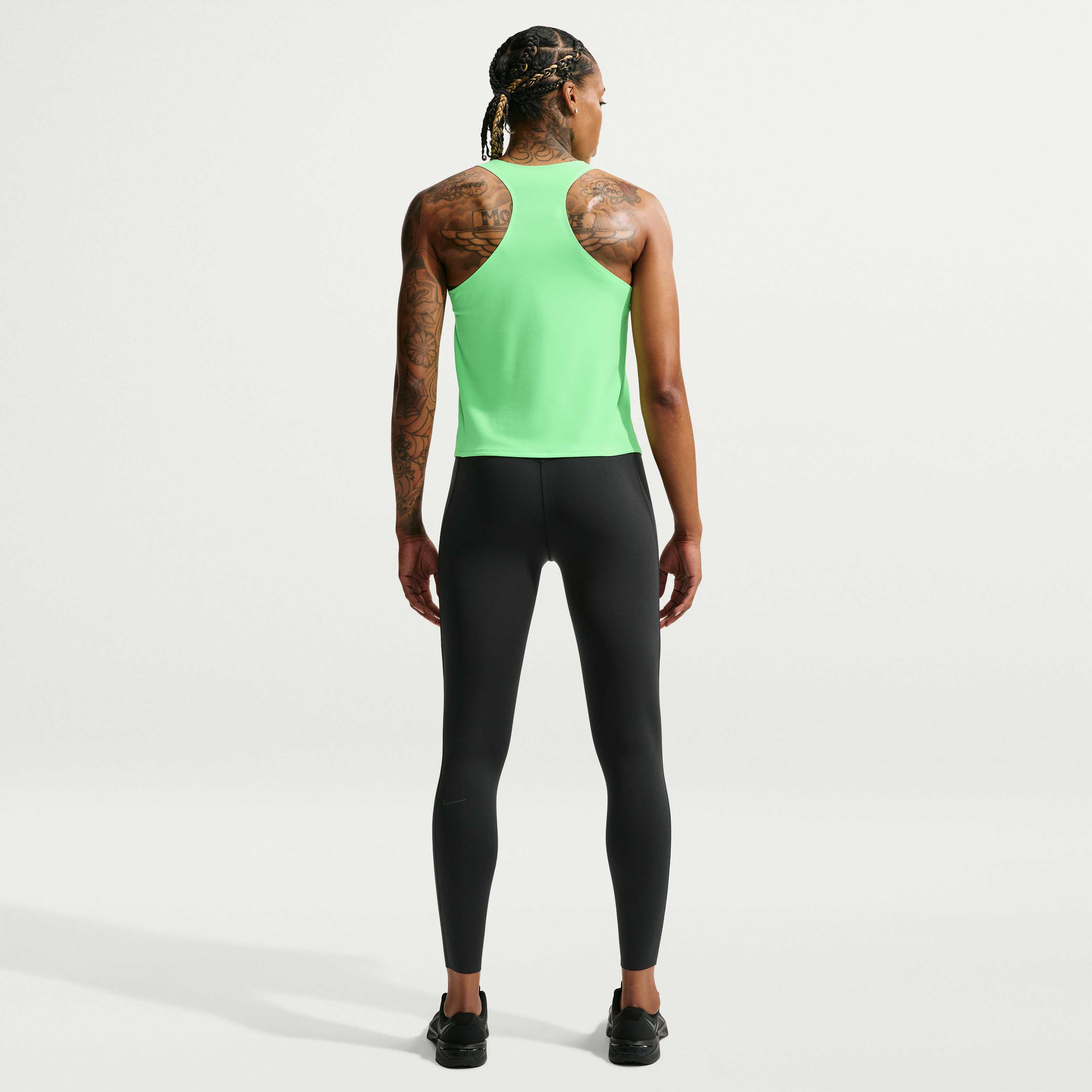Nike Universa image number 9