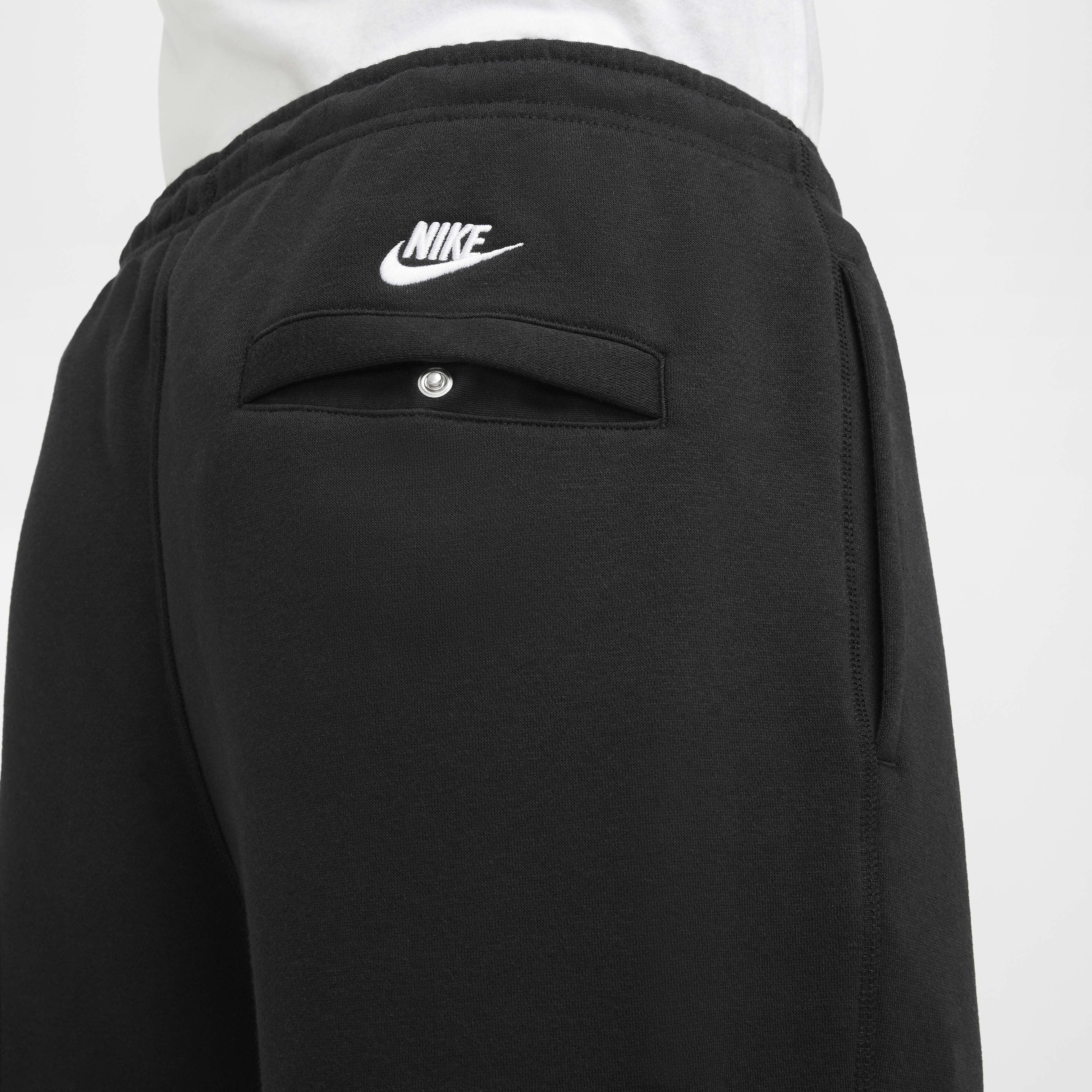 Nike Sportswear Club image number 3