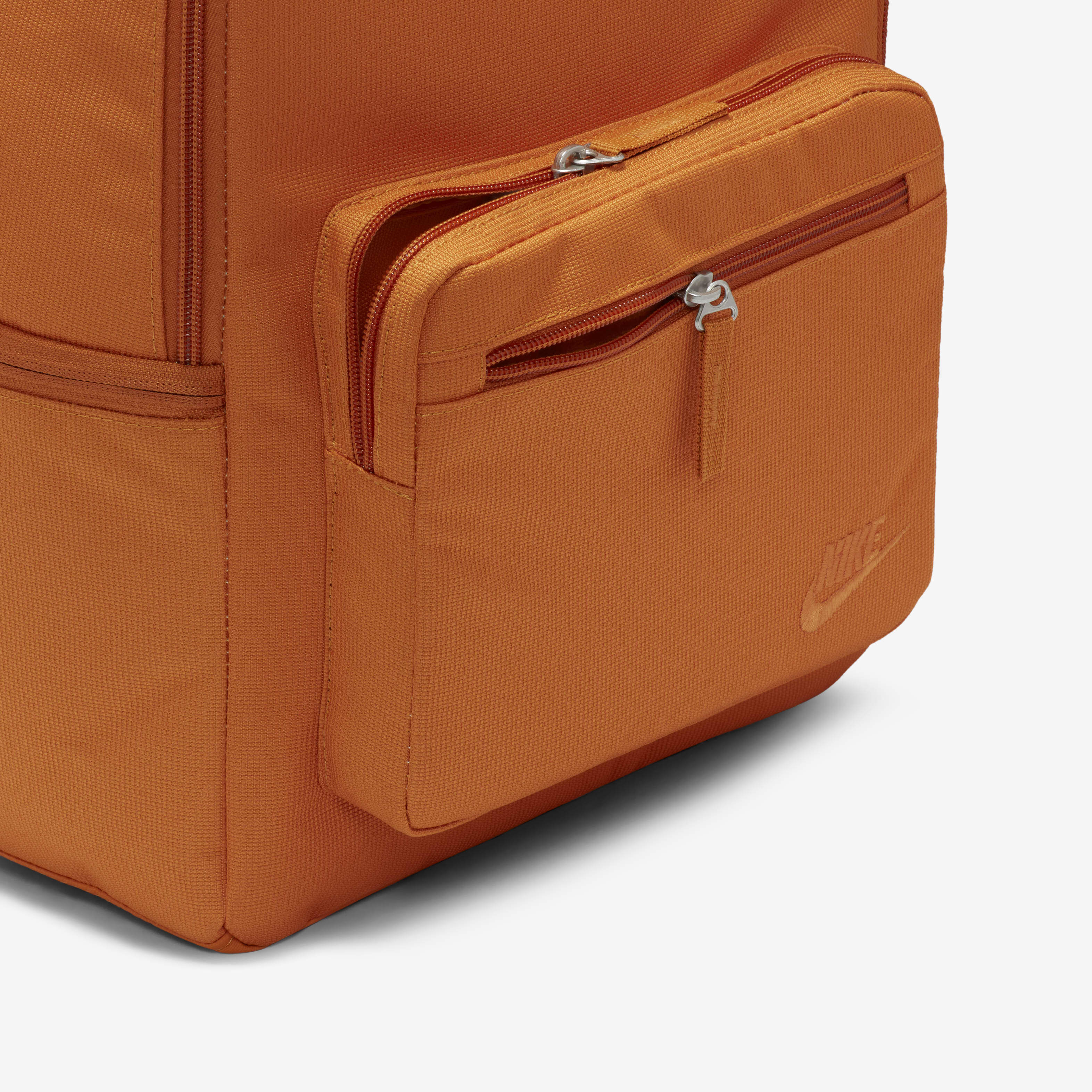 Nike Heritage image number 6