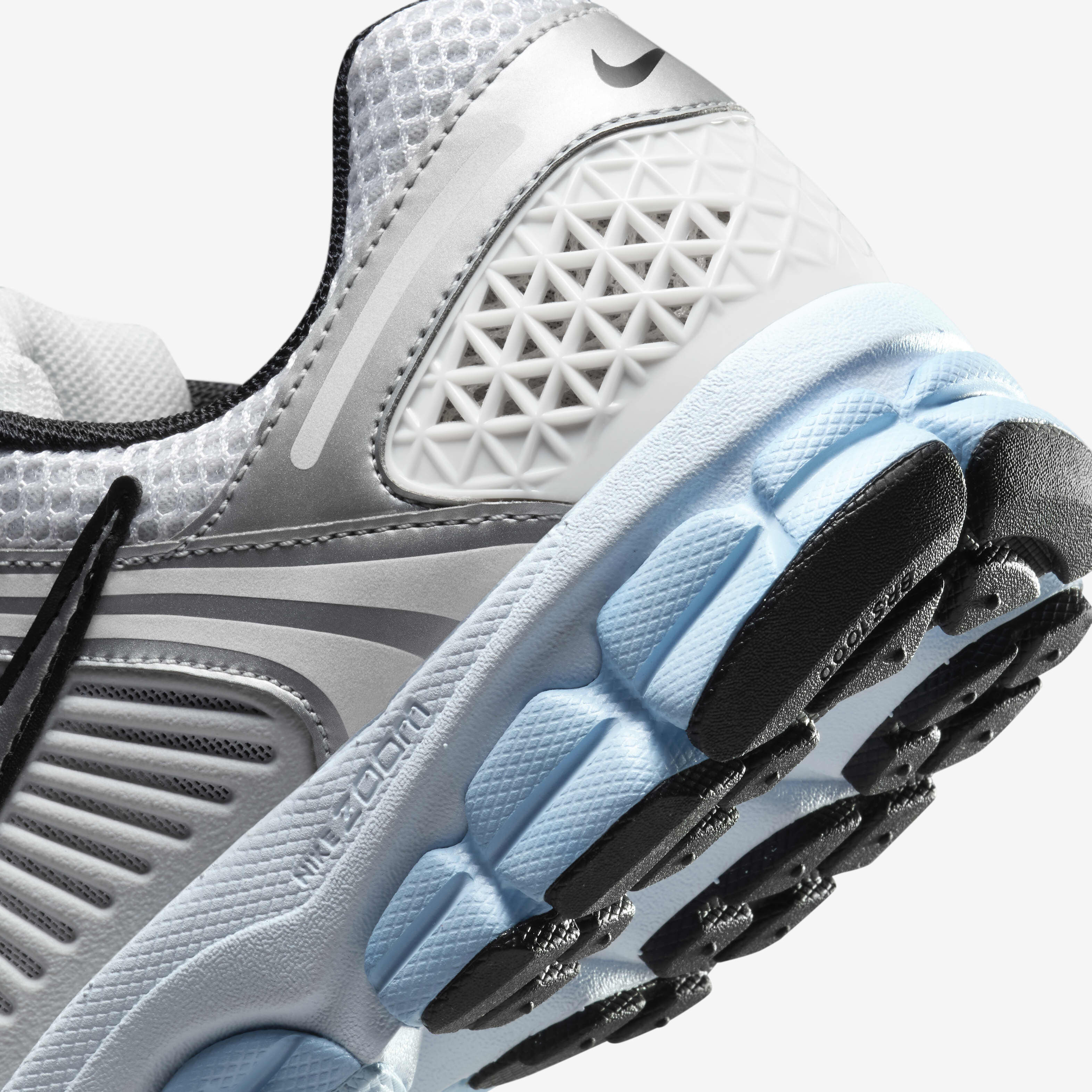 Buy Nike Zoom Vomero 5 Women s Shoes Nike Kuwait Official