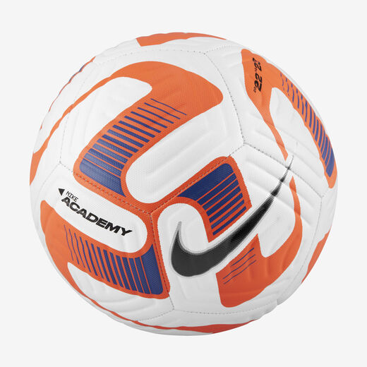 كرات-نايكي, نايكي اكاديمي, كرة القدم