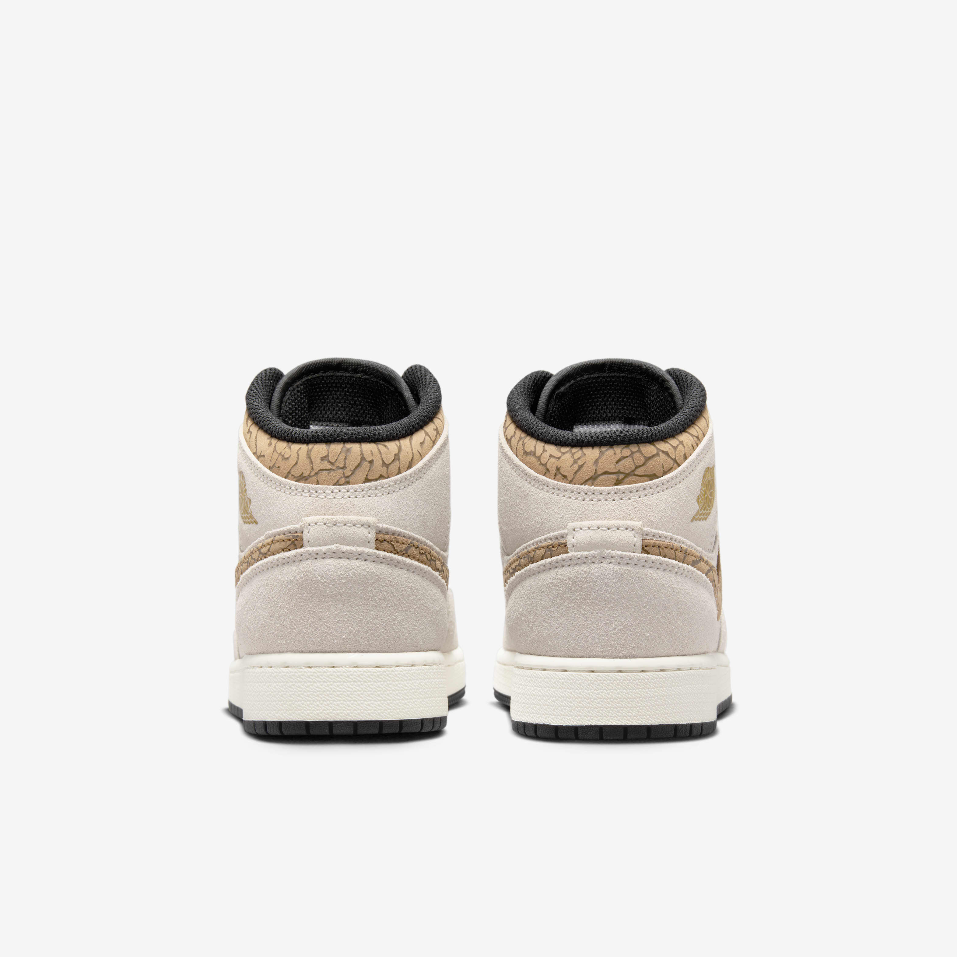 Air Jordan 1 Mid SE image number 5