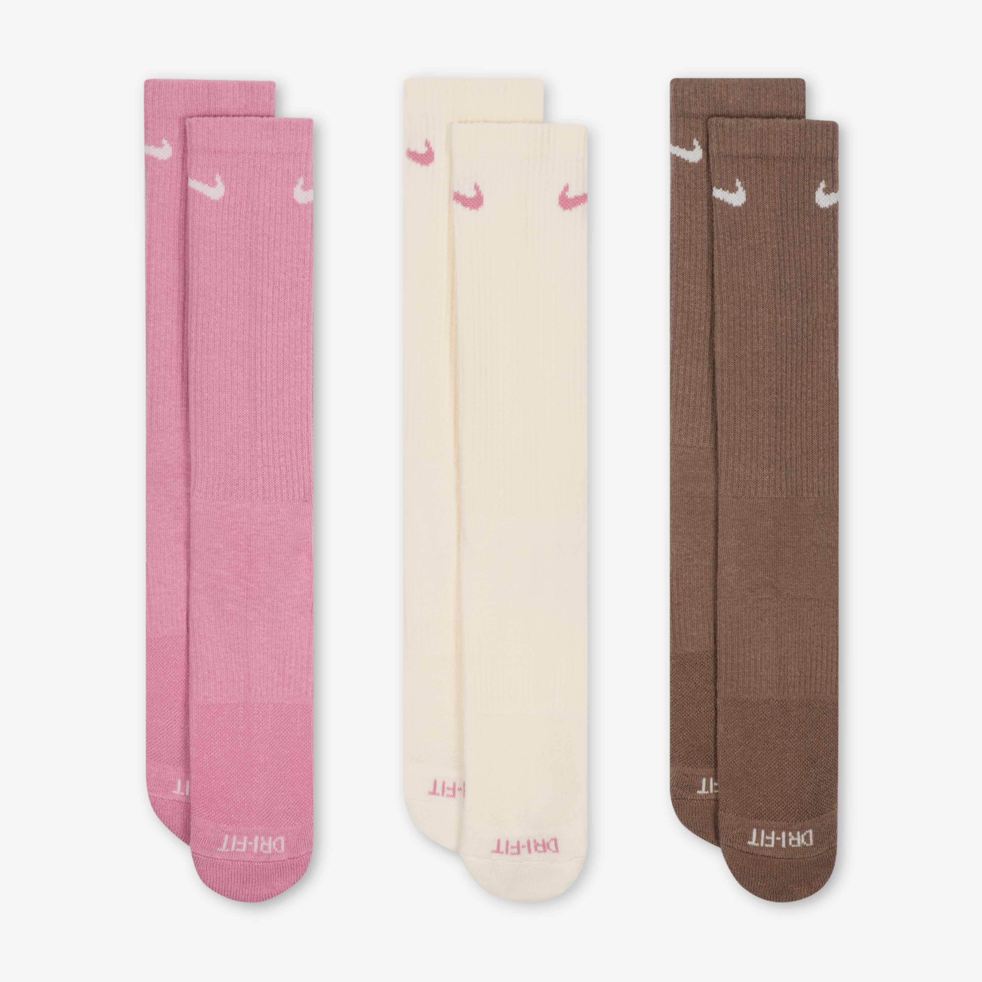 نايكي افريداي بلاس كوشيند image number 1