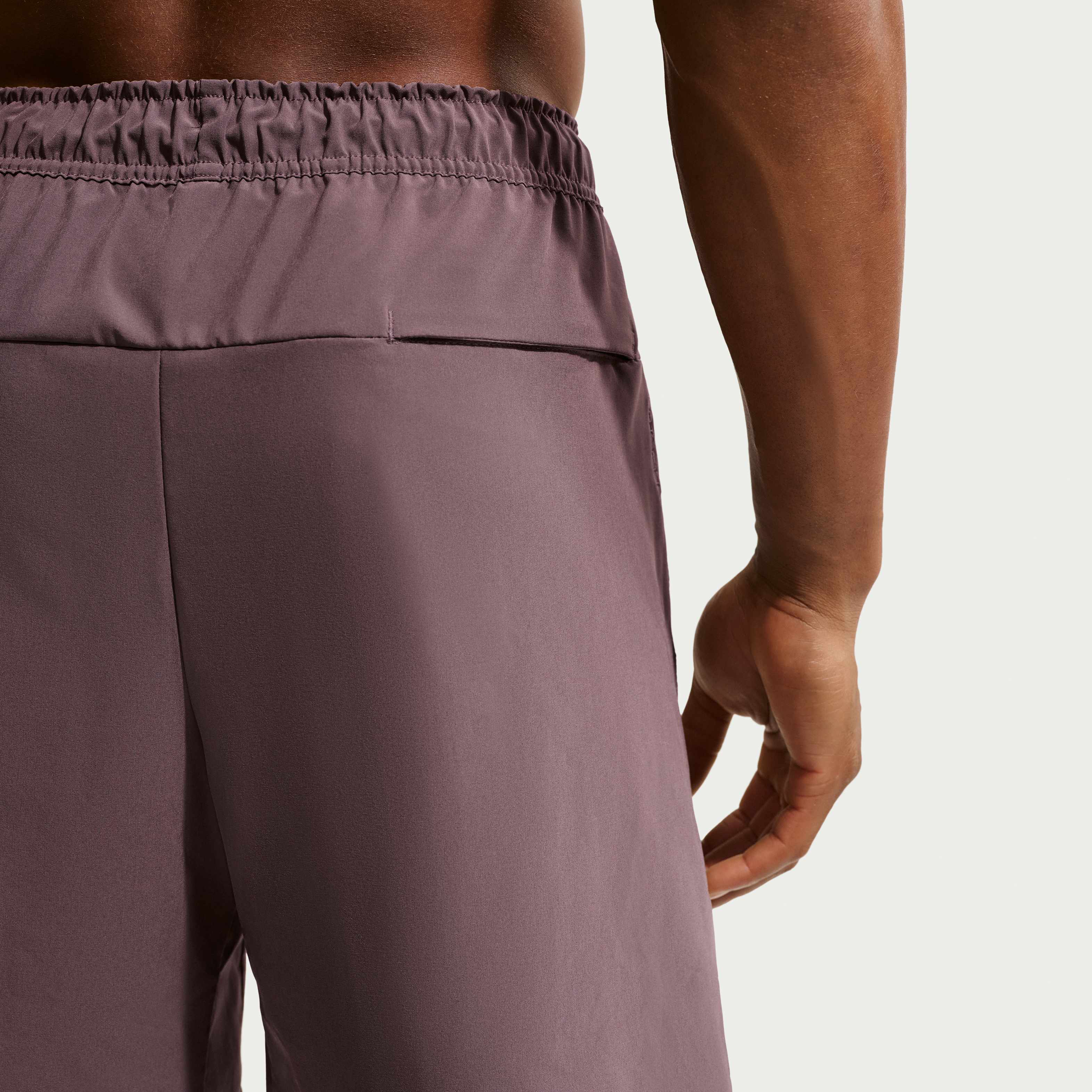 نايكي انليميتد image number 2