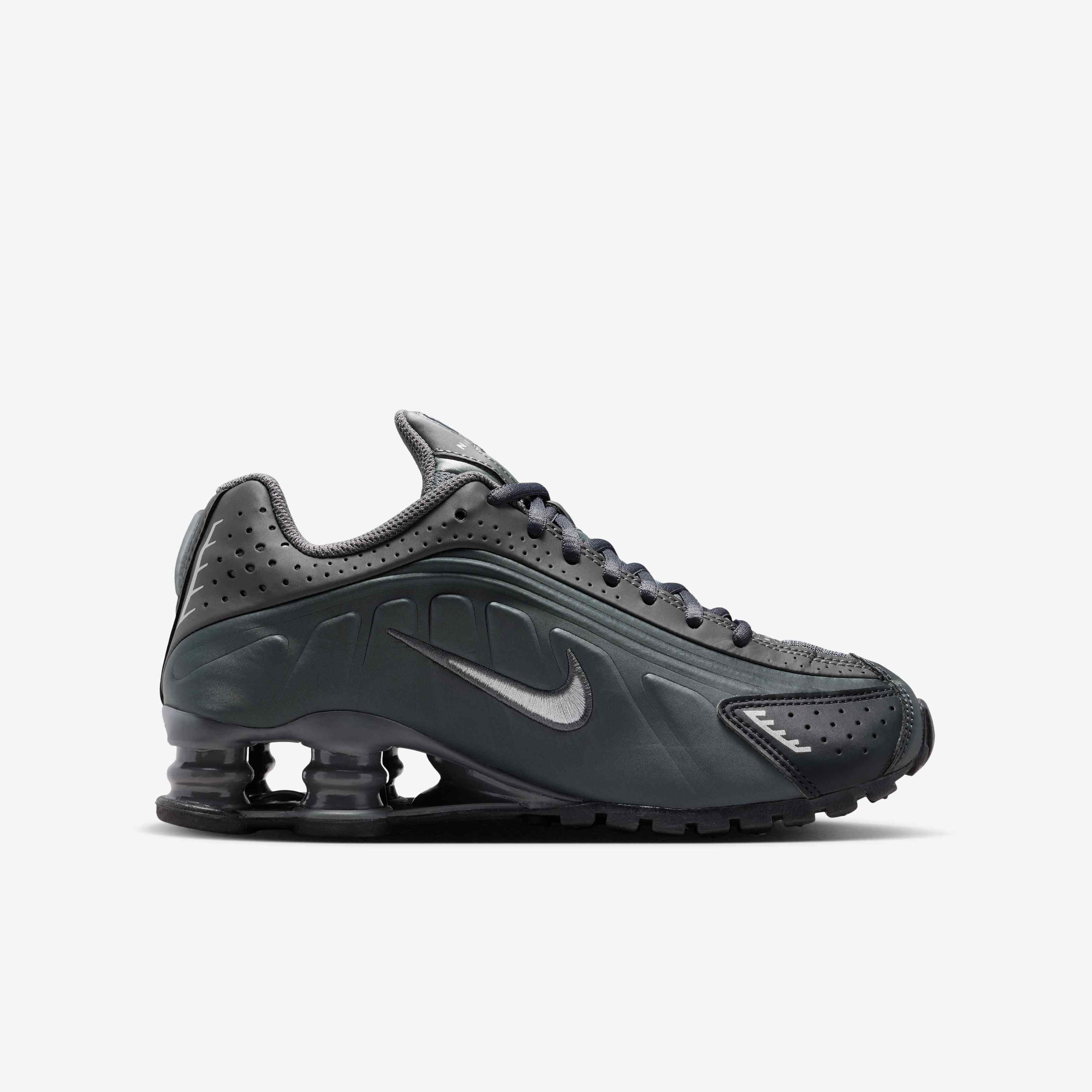 Nike Shox R4 image number 2