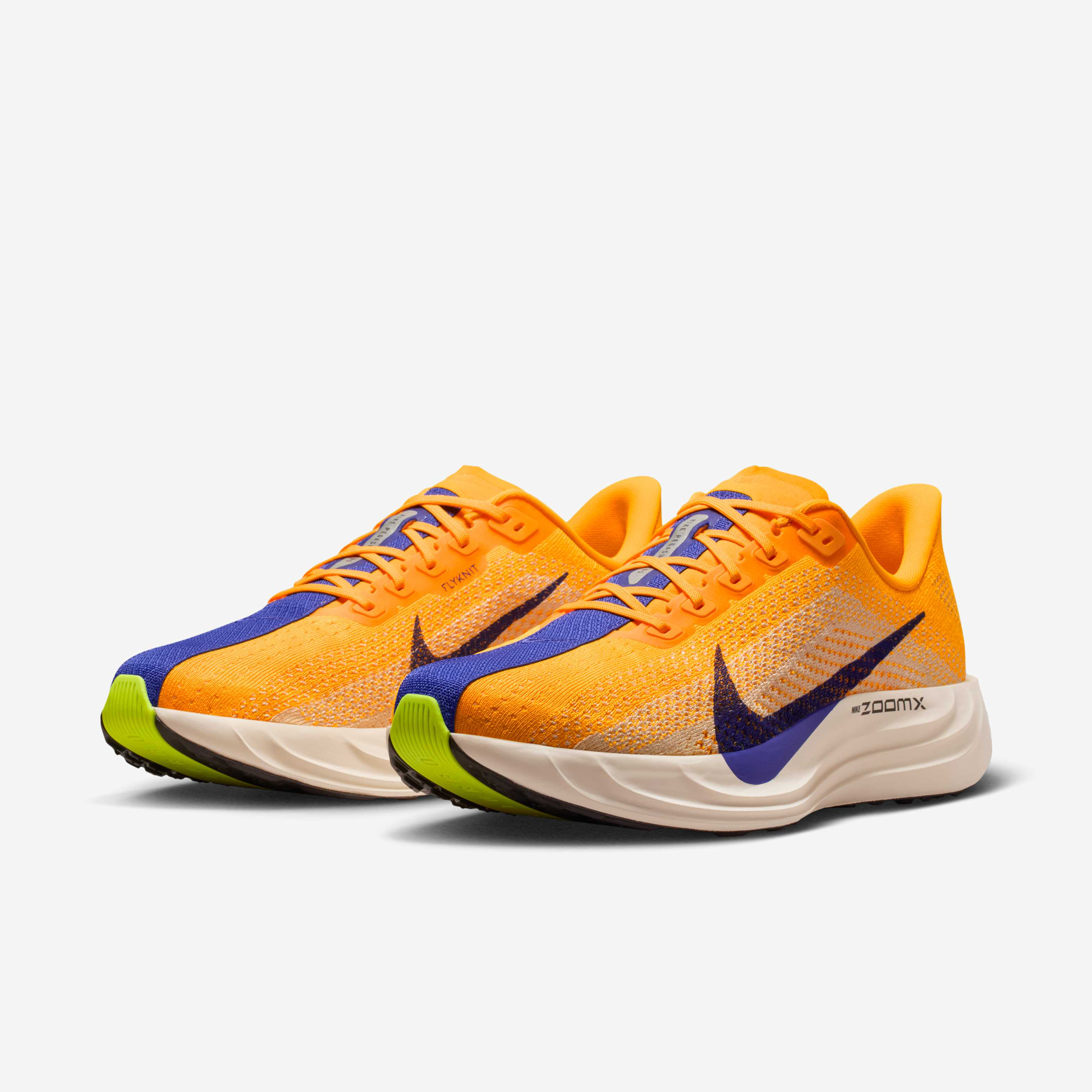 Nike Pegasus Plus image number 4