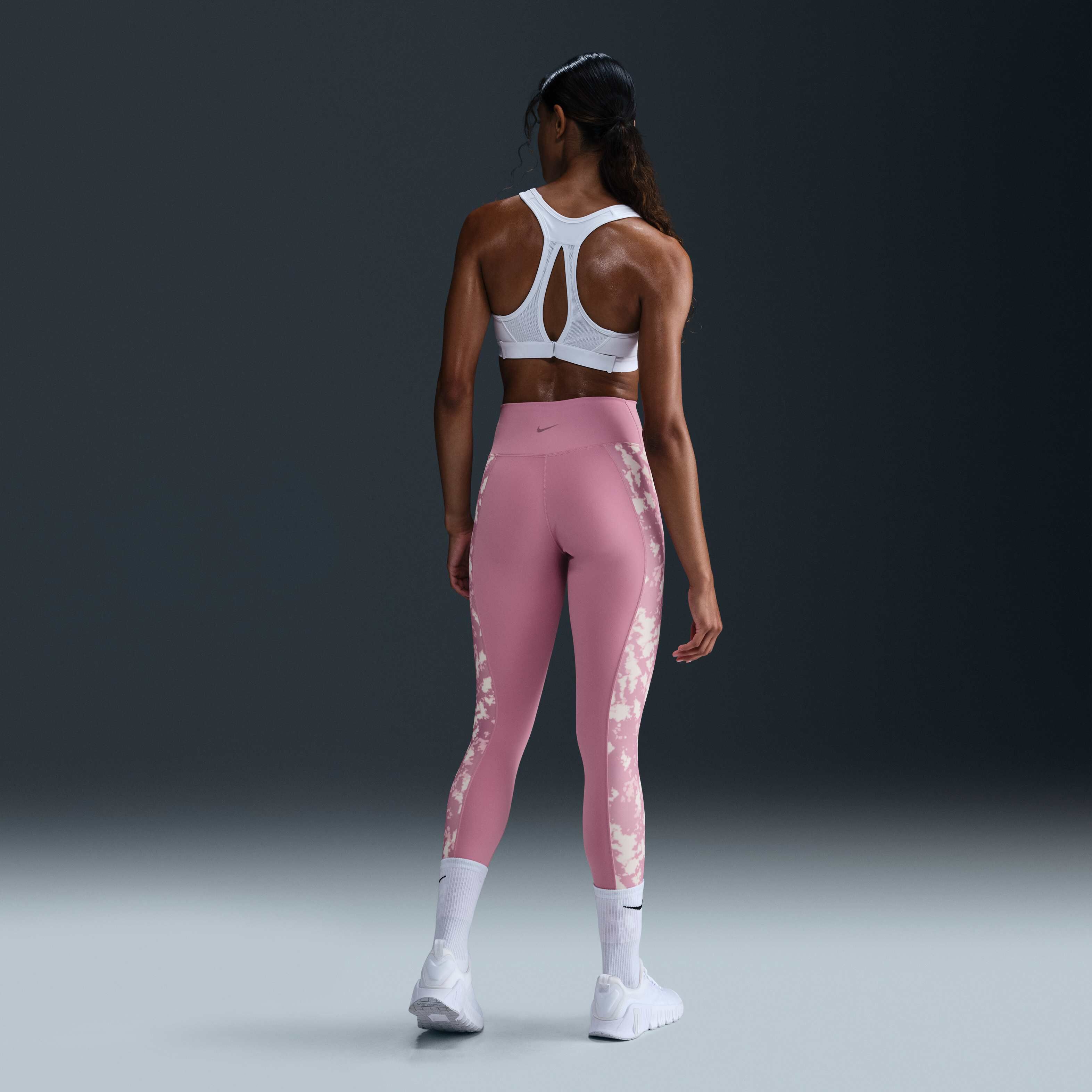 Nike One image number 3