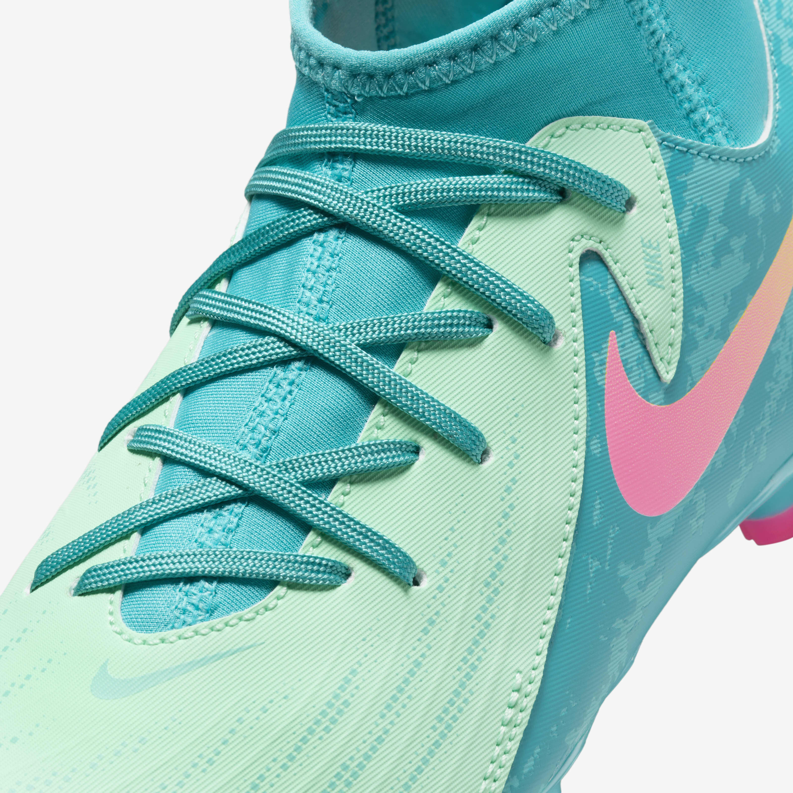 Nike Jr. Phantom Luna 2 Academy image number 7