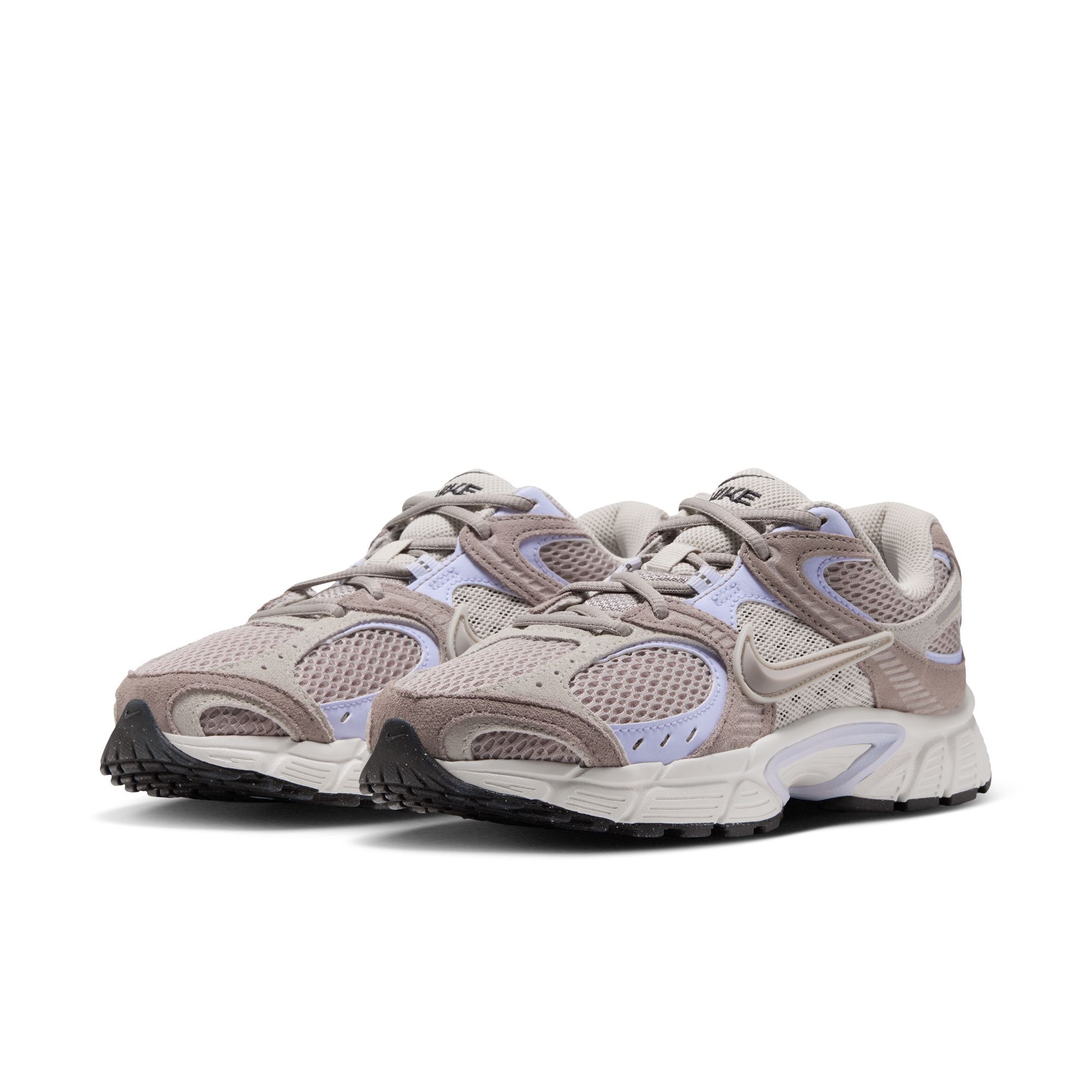 Nike V5 RNR Suede image number 2