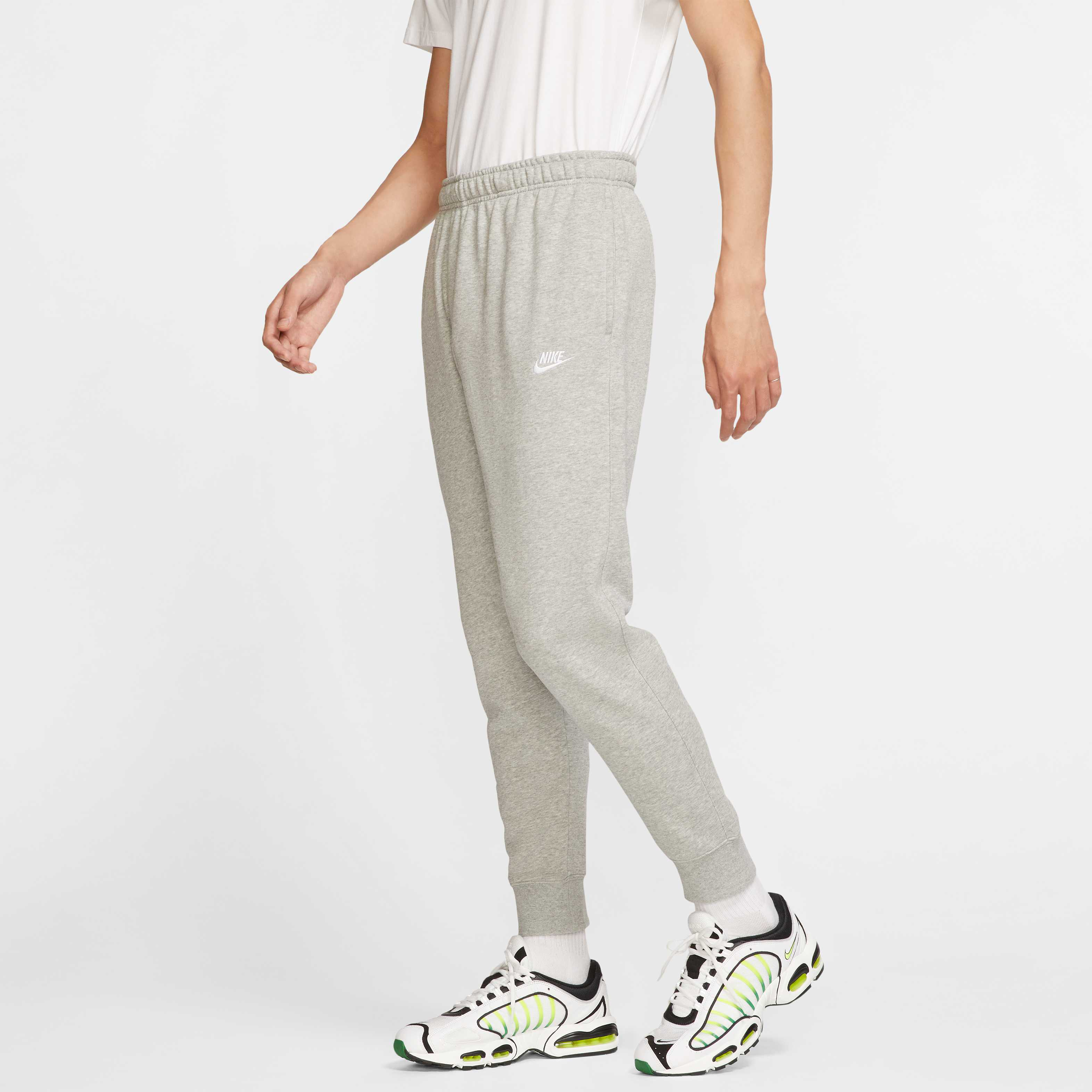 Nike Sportswear Club image number 0