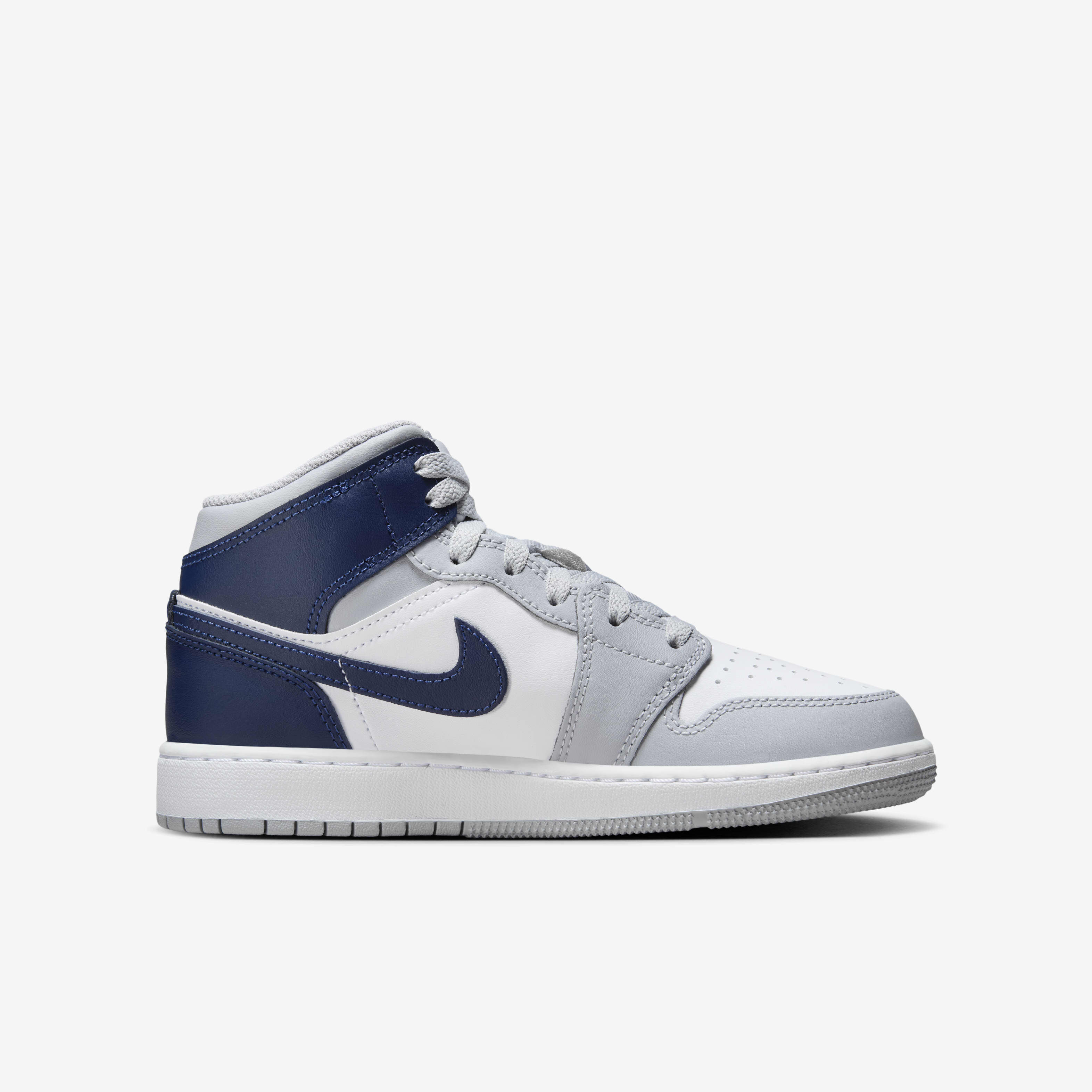 Air Jordan 1 Mid image number 2