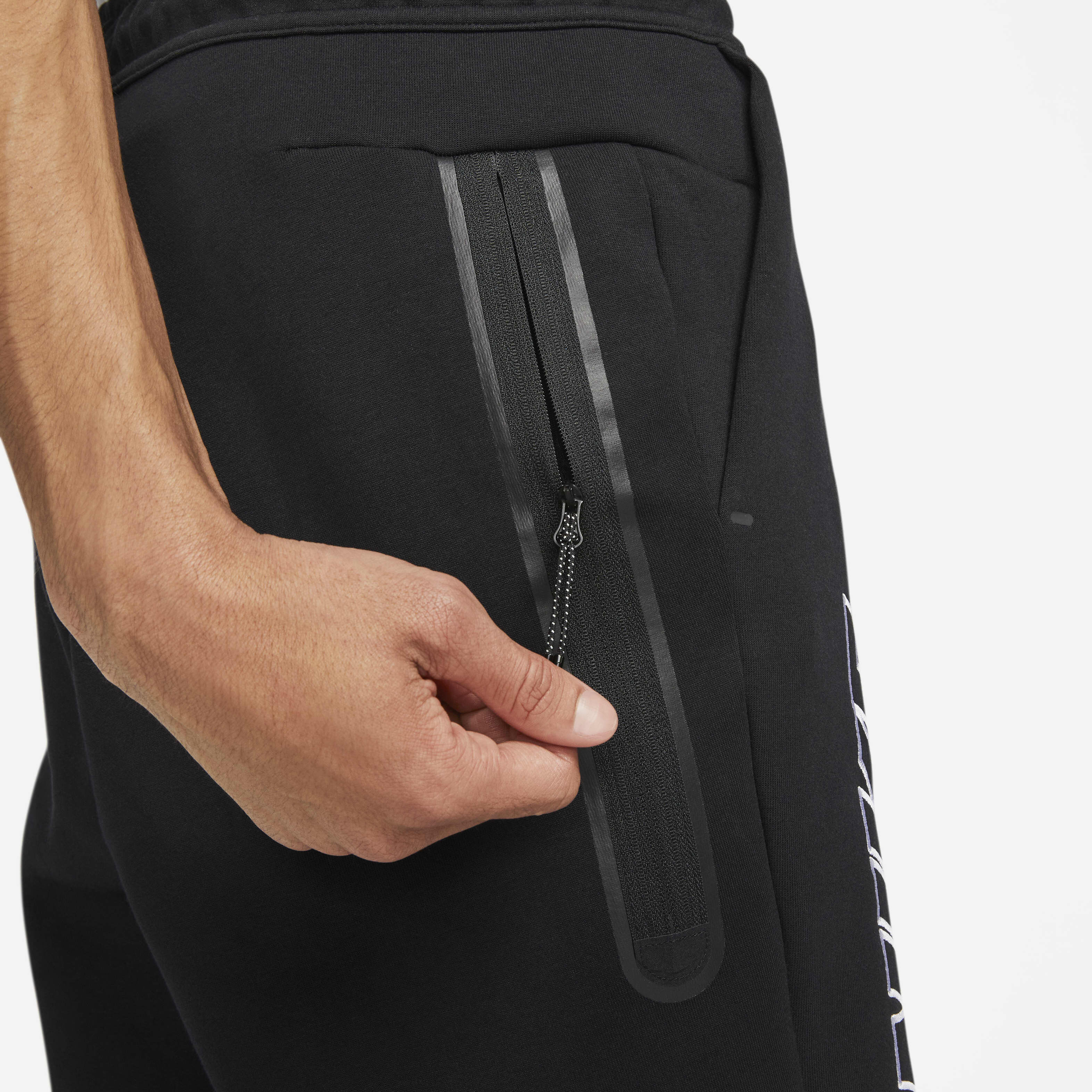 Nike Tech Fleece image number 4