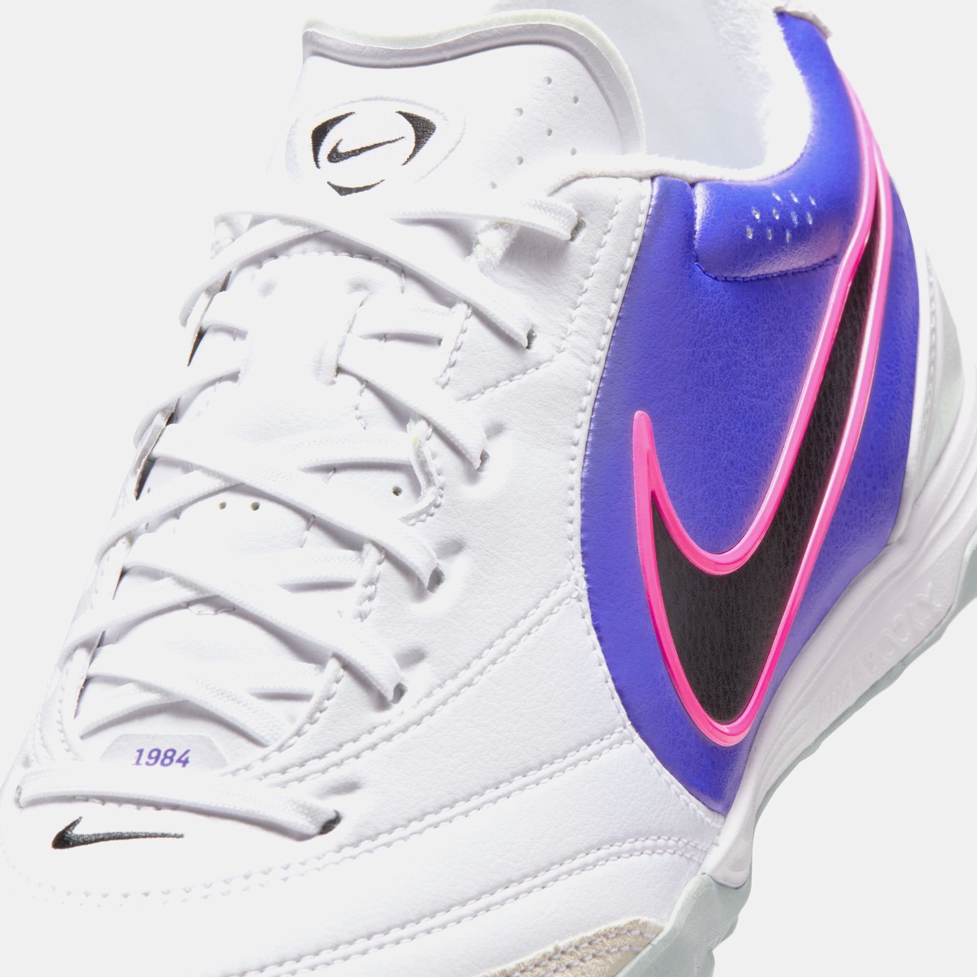 Nike Tiempo Ligera Pro image number 8