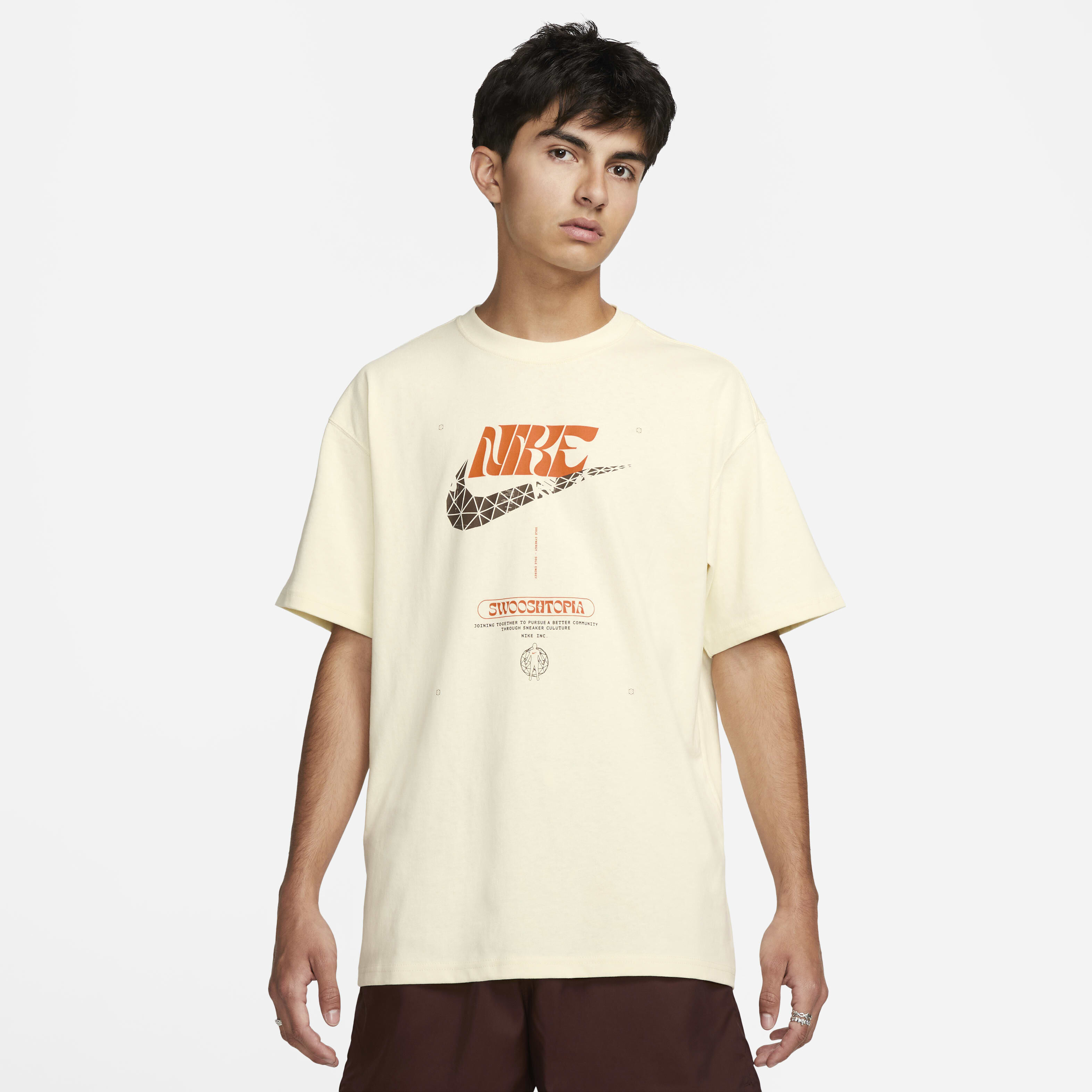 نايكي سبورتسوير image number 0