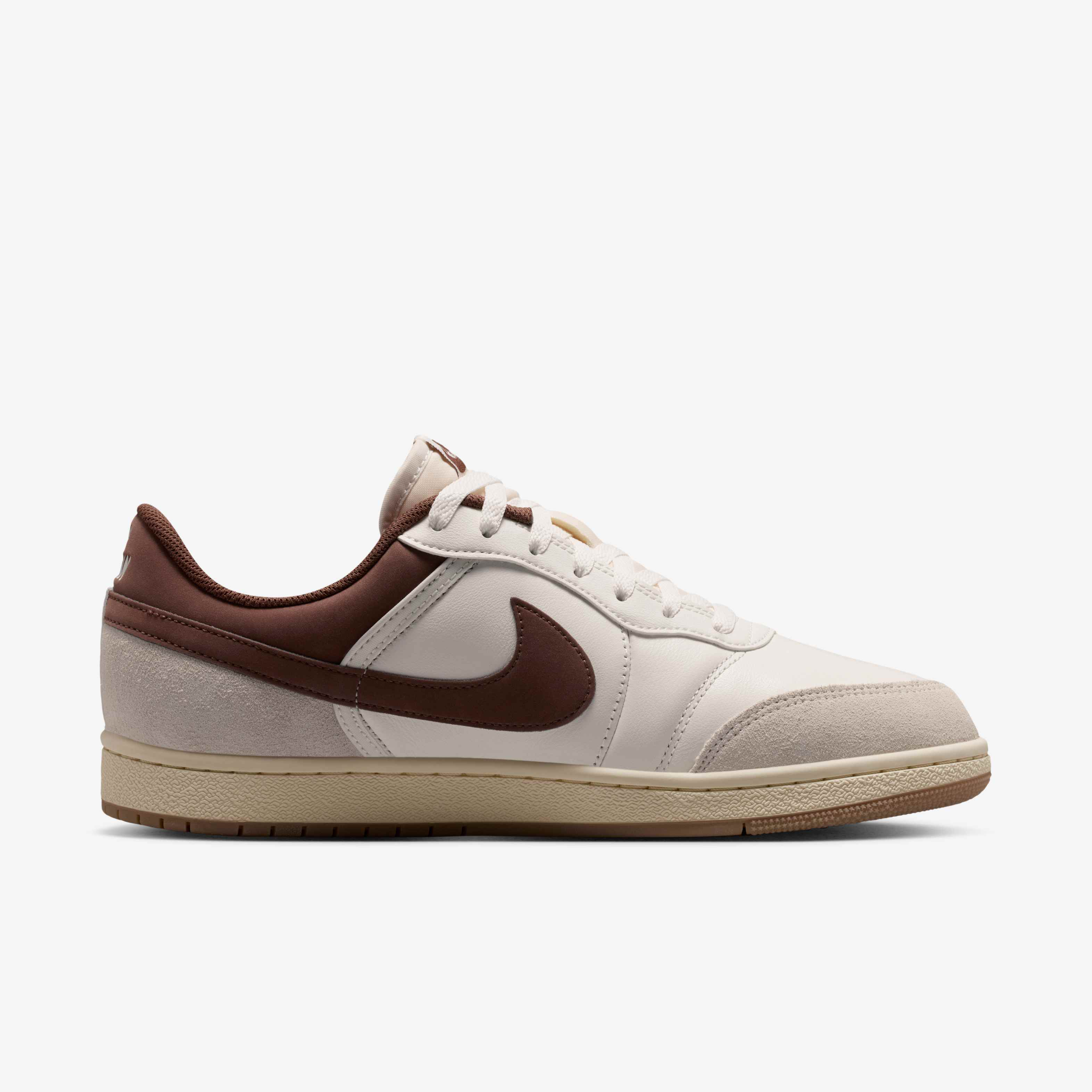 Air Jordan Skyline Low LE image number 2