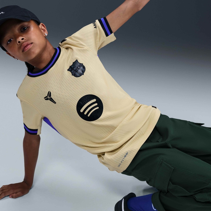 F.C. Barcelona 2025/26 Match Away image number 2 F.C. Barcelona 2025/26 Match Away image number 2