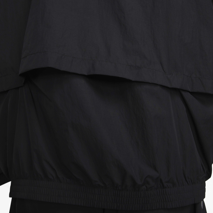 نايكي سبورتسوير سولو سووش image number 15 نايكي سبورتسوير سولو سووش image number 15