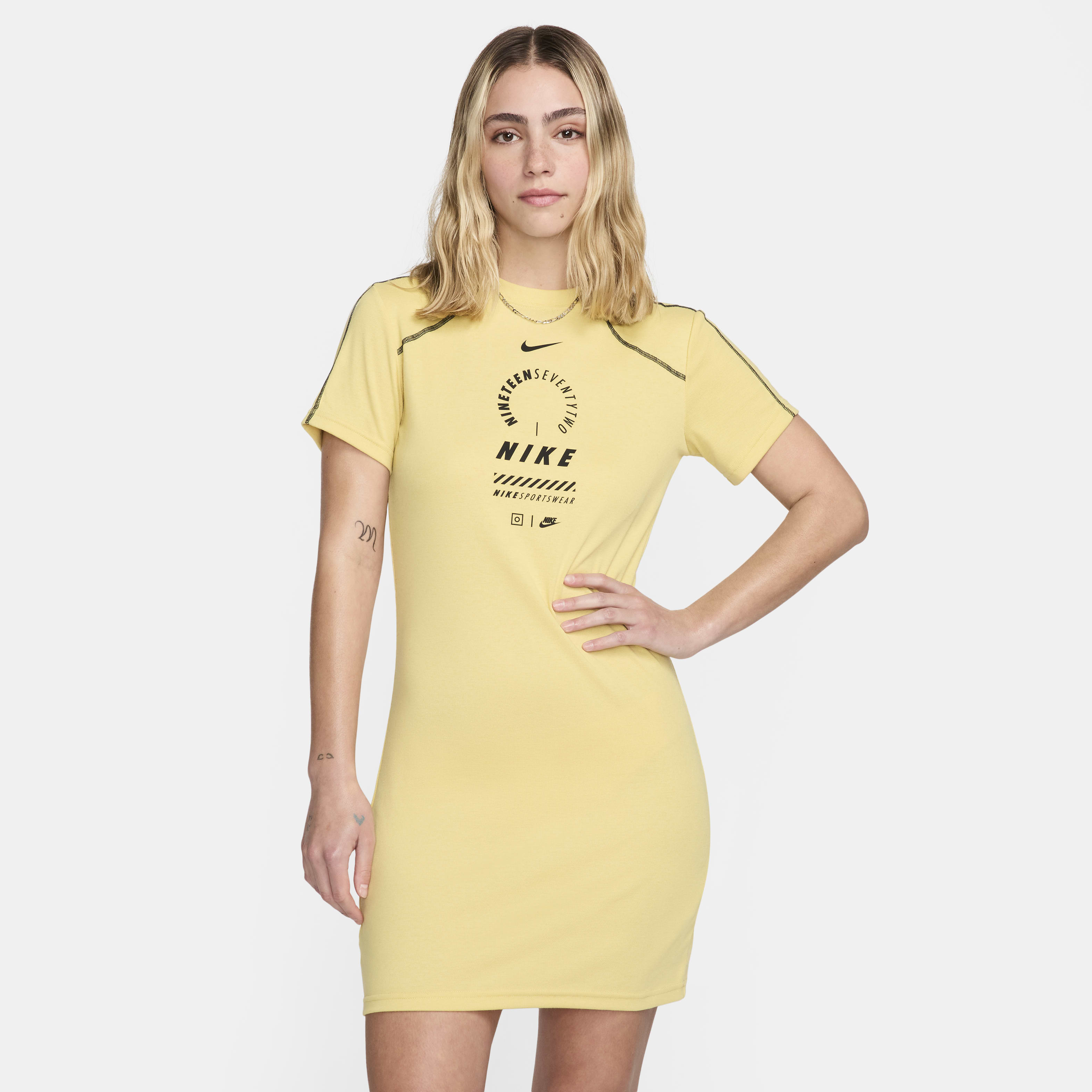 Nike Sportswear image number 0