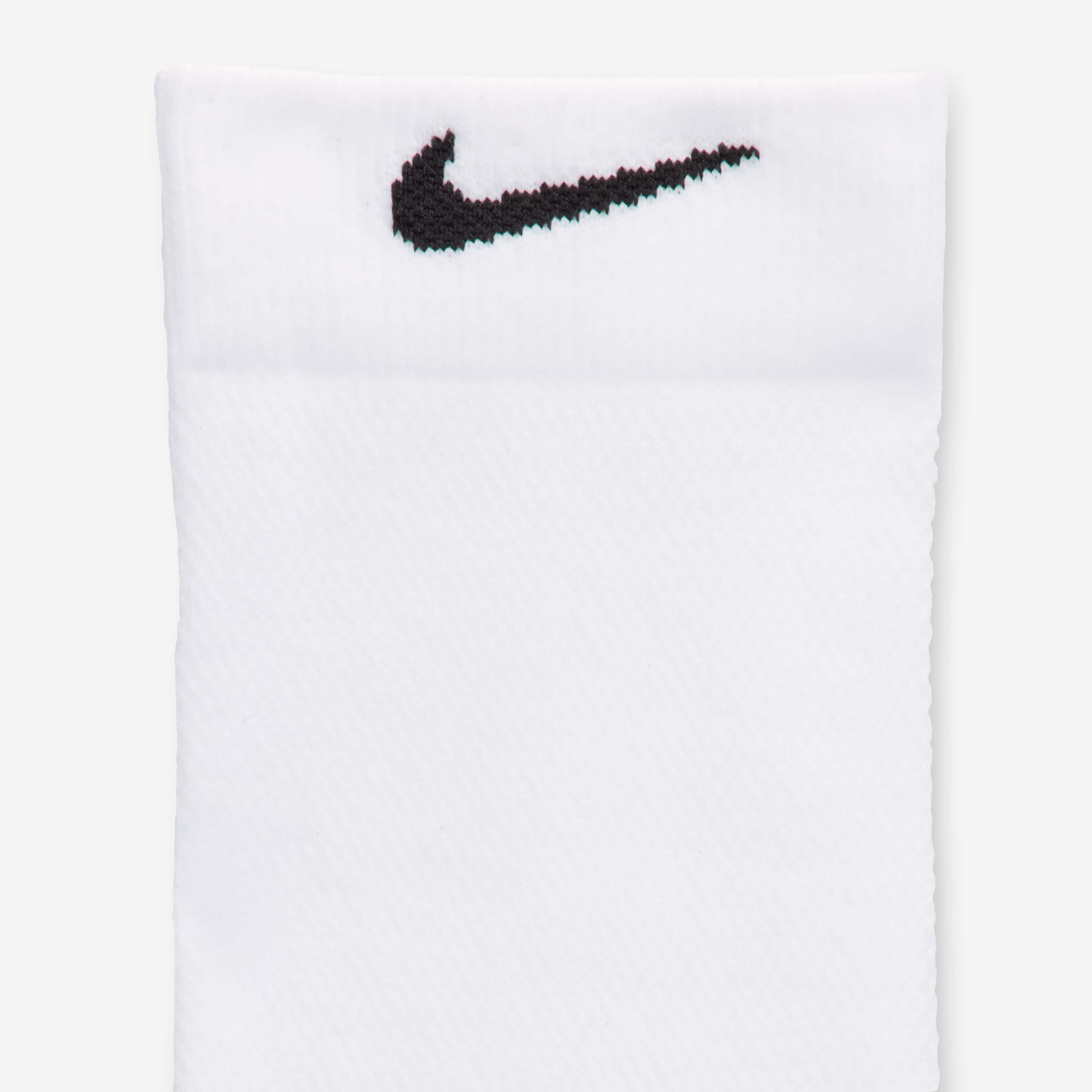 نايكي رننغ ميدويت image number 3