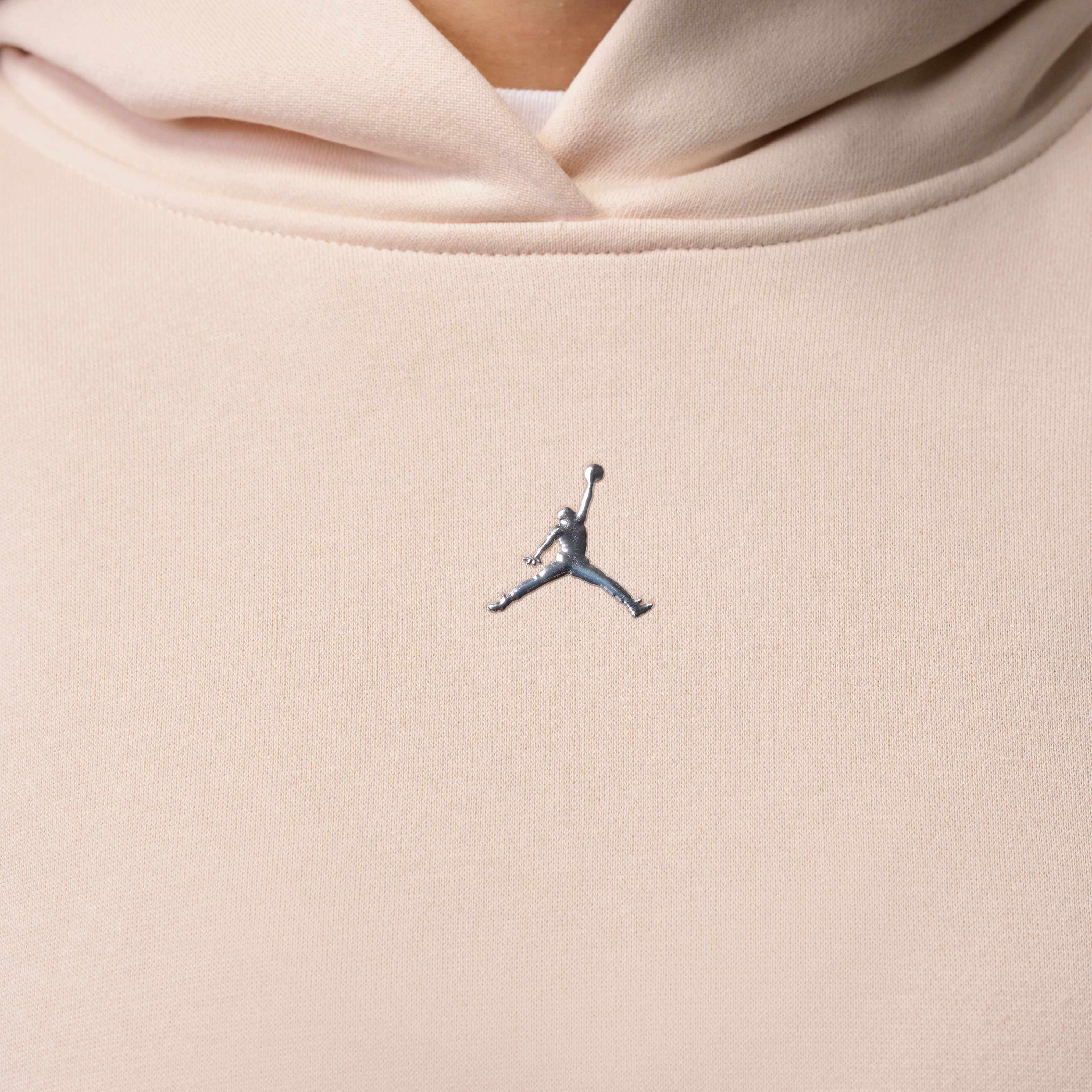 Jordan Brooklyn image number 3