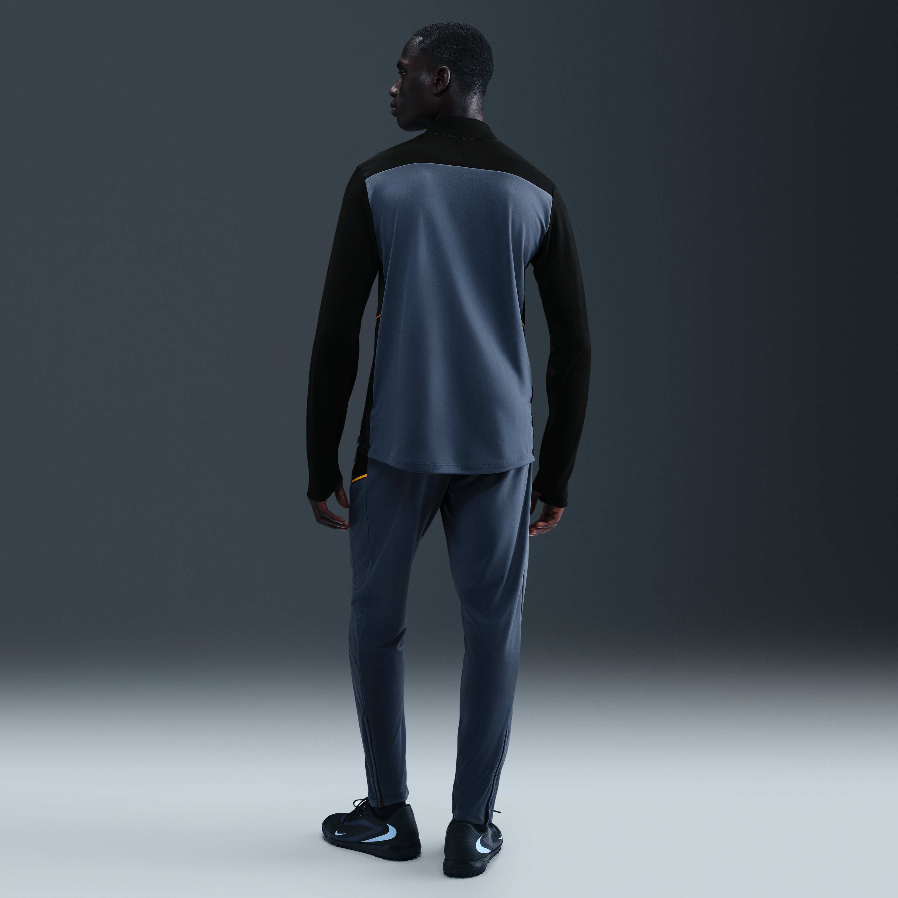 نايكي أكاديمي image number 4