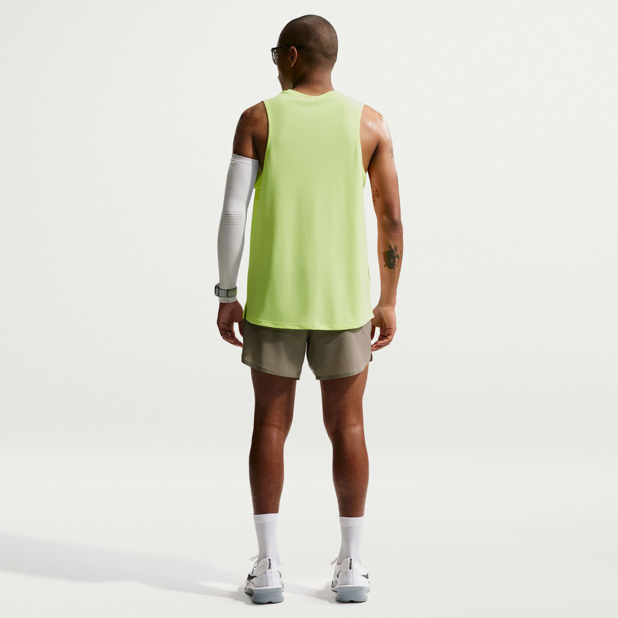 Nike Stride Plus image number 1