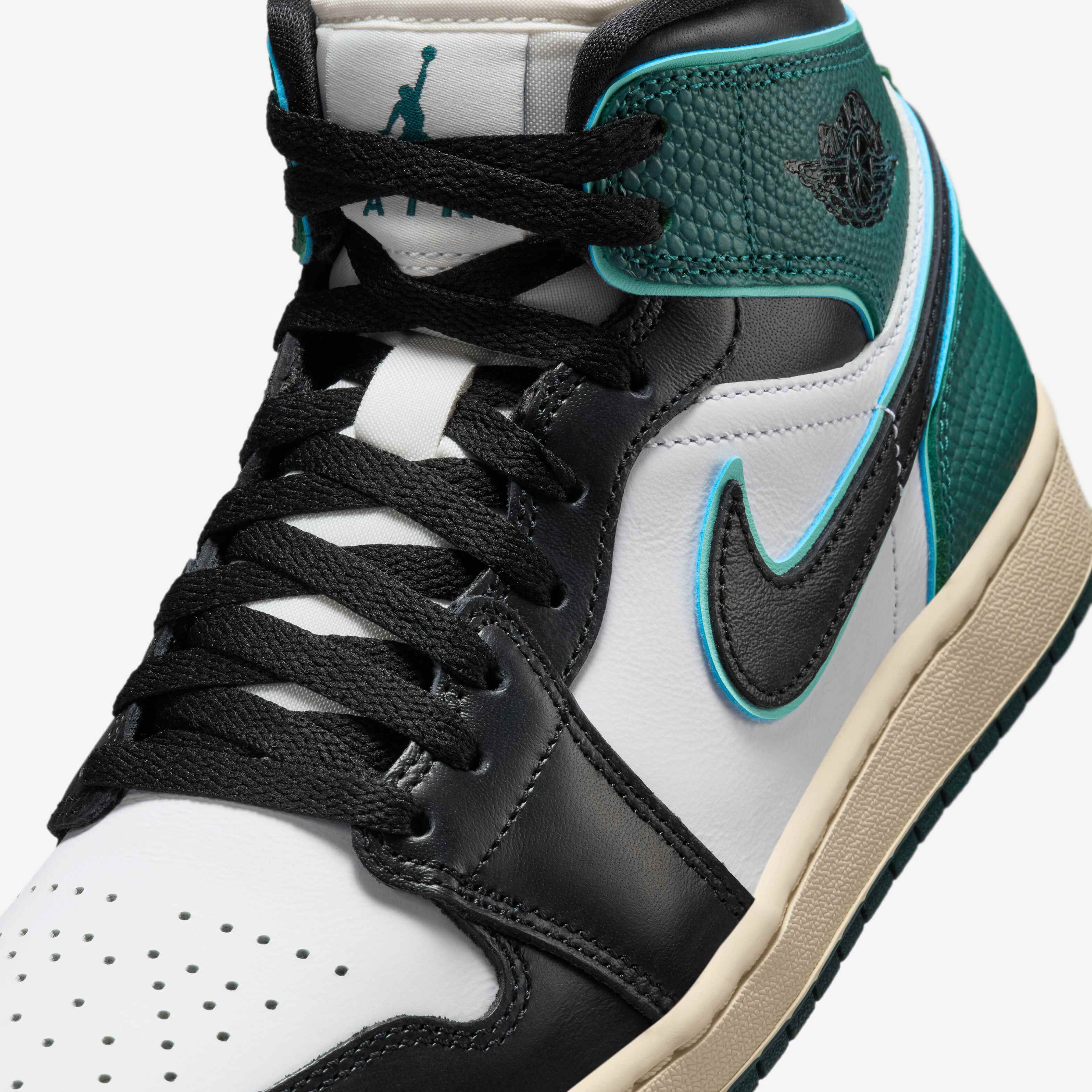 Air Jordan 1 Mid SE image number 6