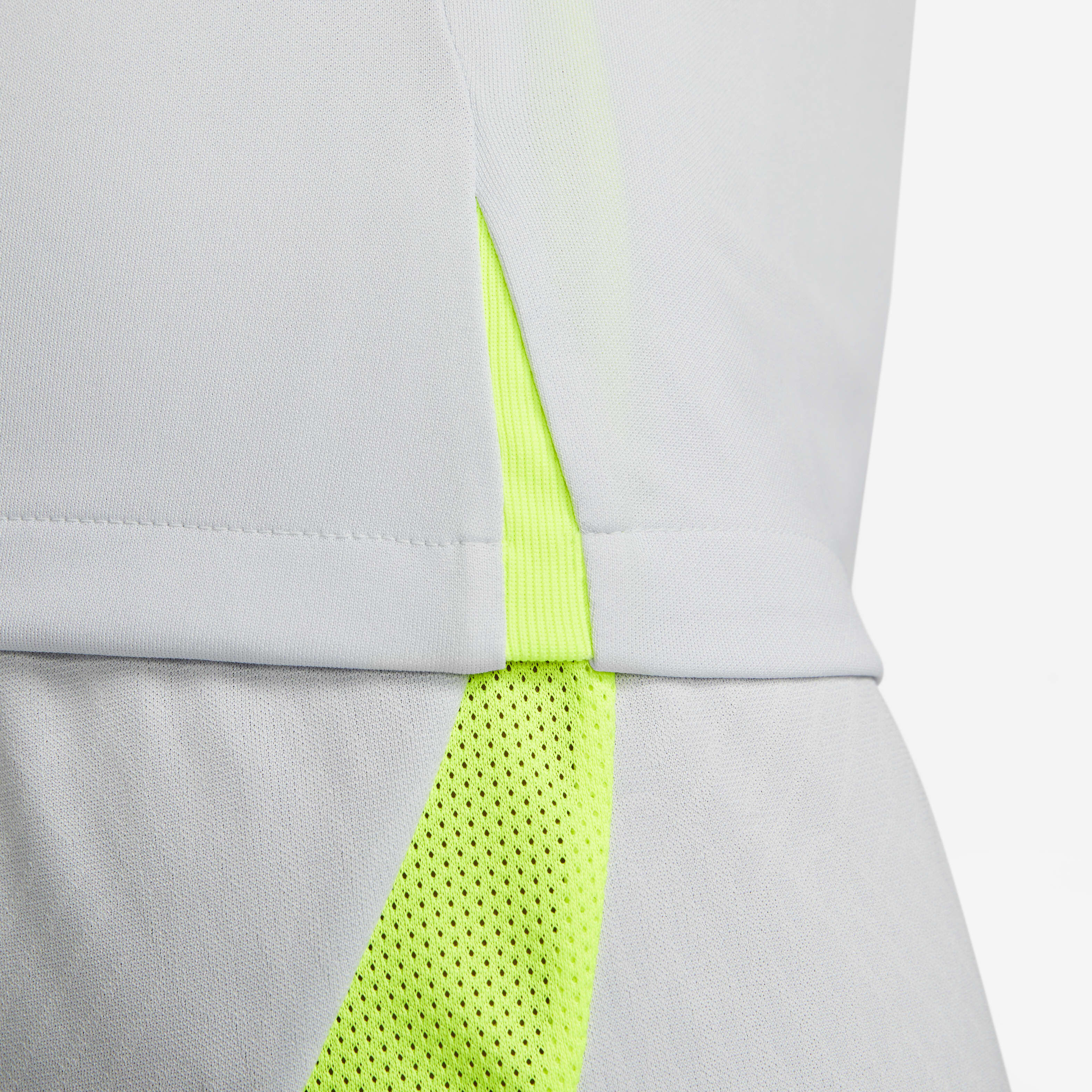 Nike Dri-FIT Strike image number 4