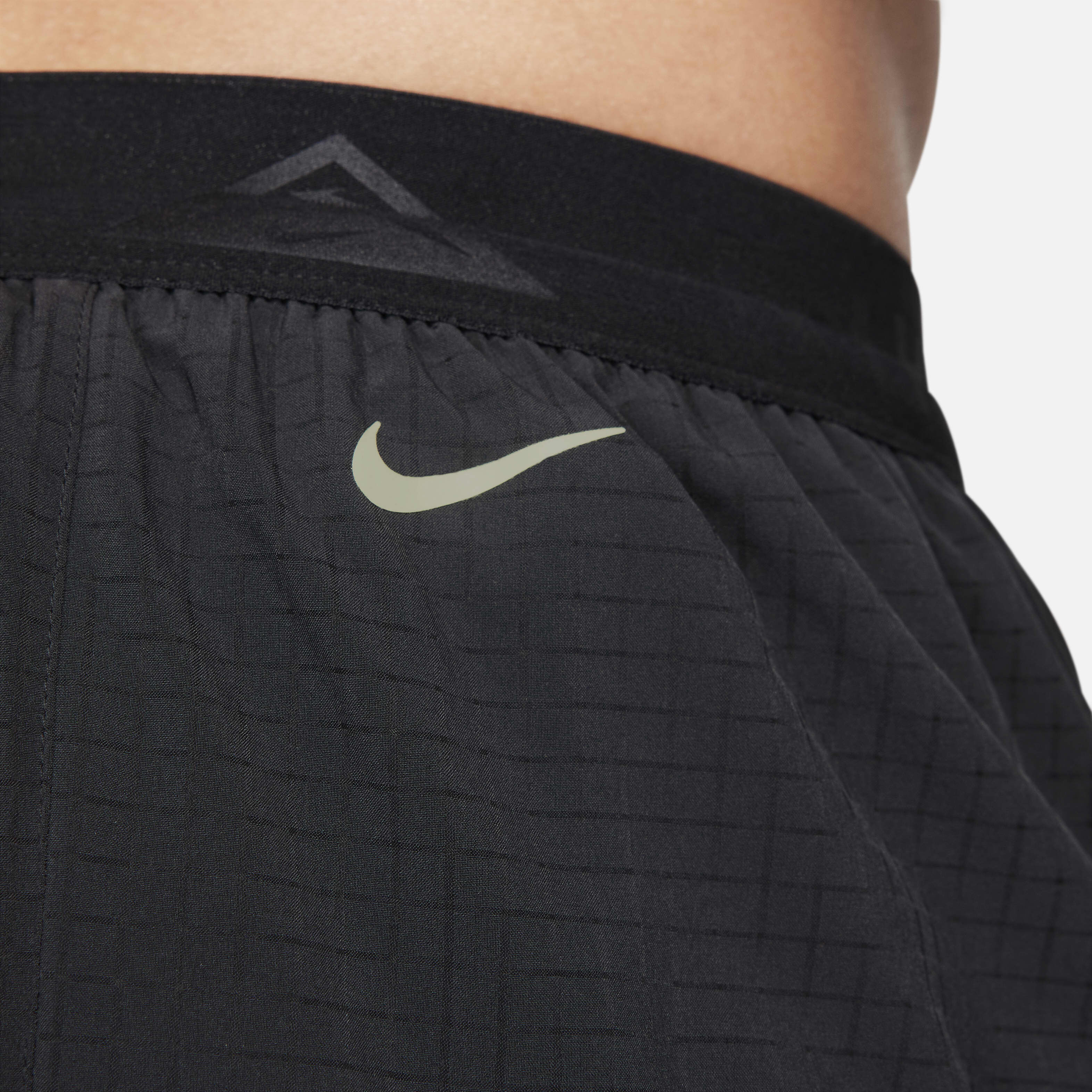 Nike Trail Second Sunrise image number 6