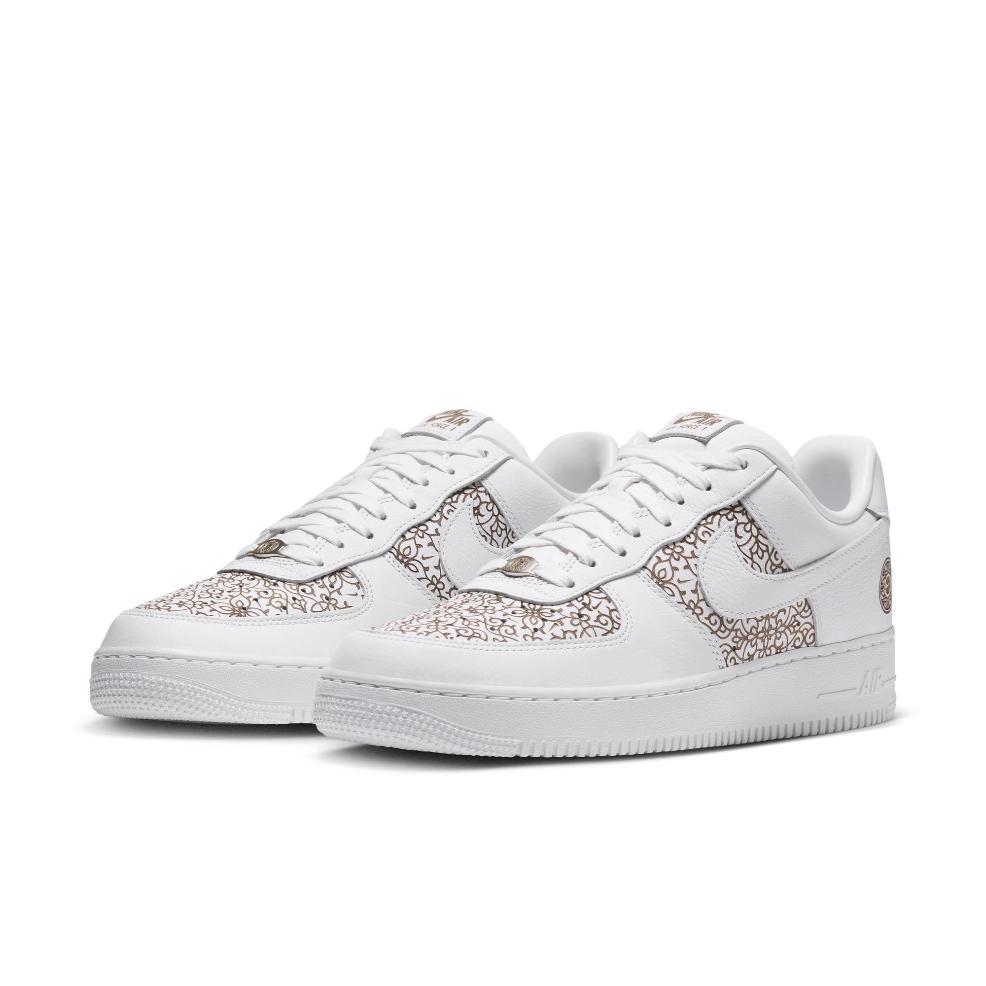Nike Air Force 1 '07 LV8 image number 2