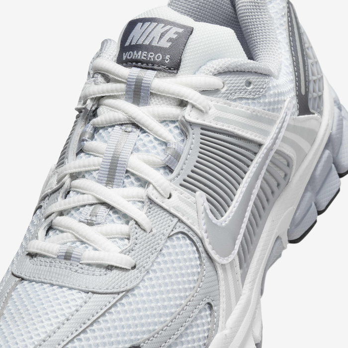 Nike Vomero 5 image number 6 Nike Vomero 5 image number 6