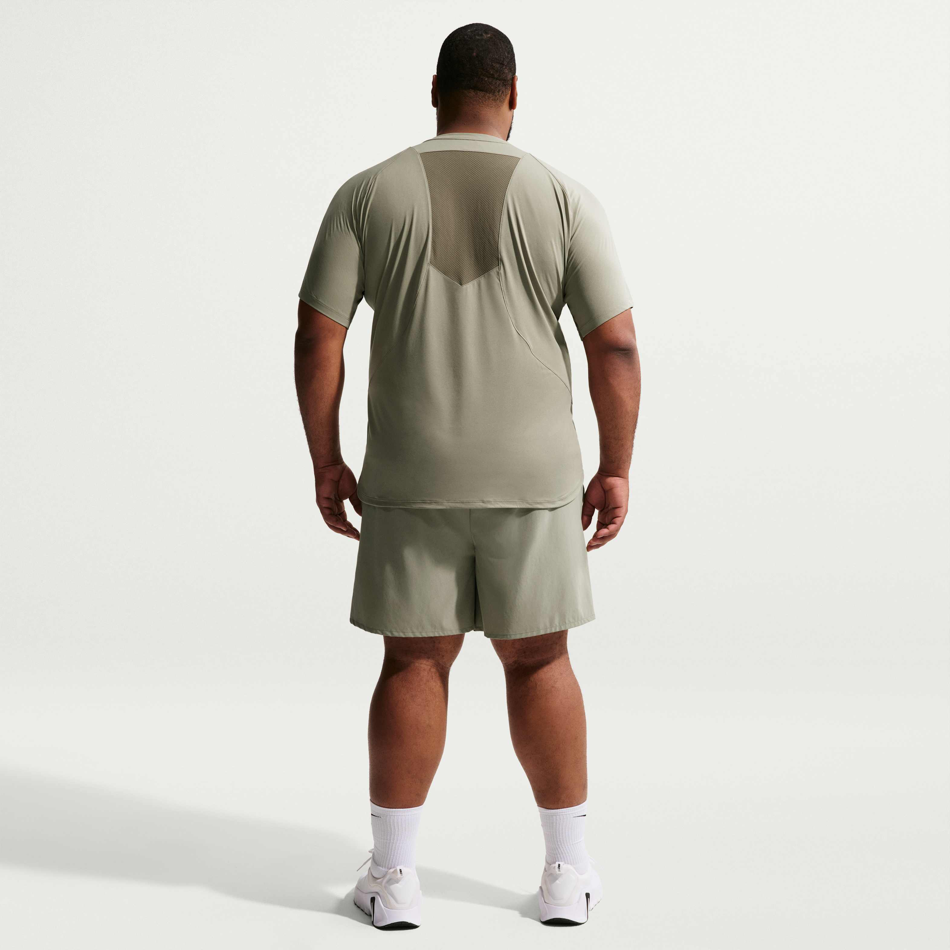 Nike Pro Training image number 9