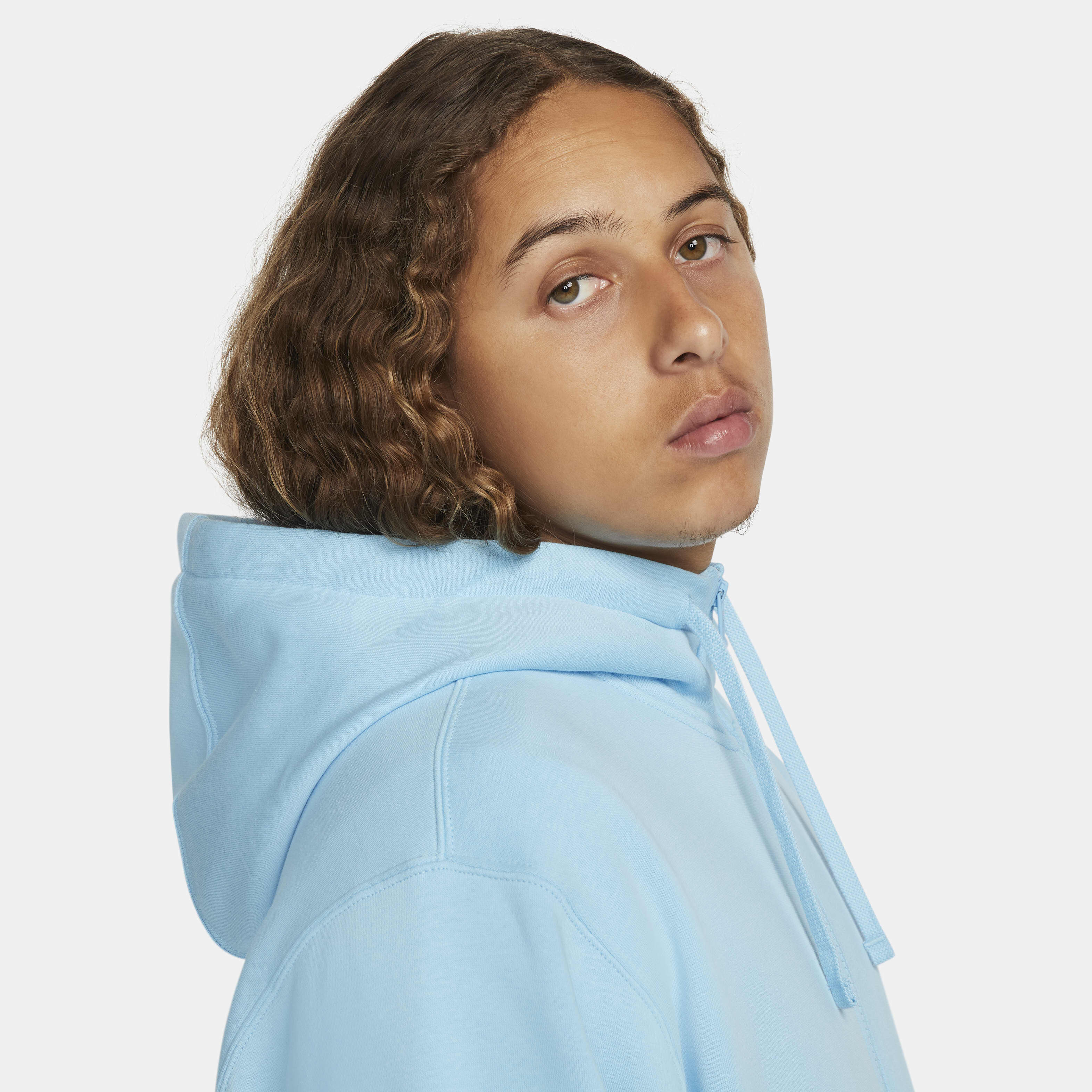 نايكي سبورتسوير كلوب فليس image number 3