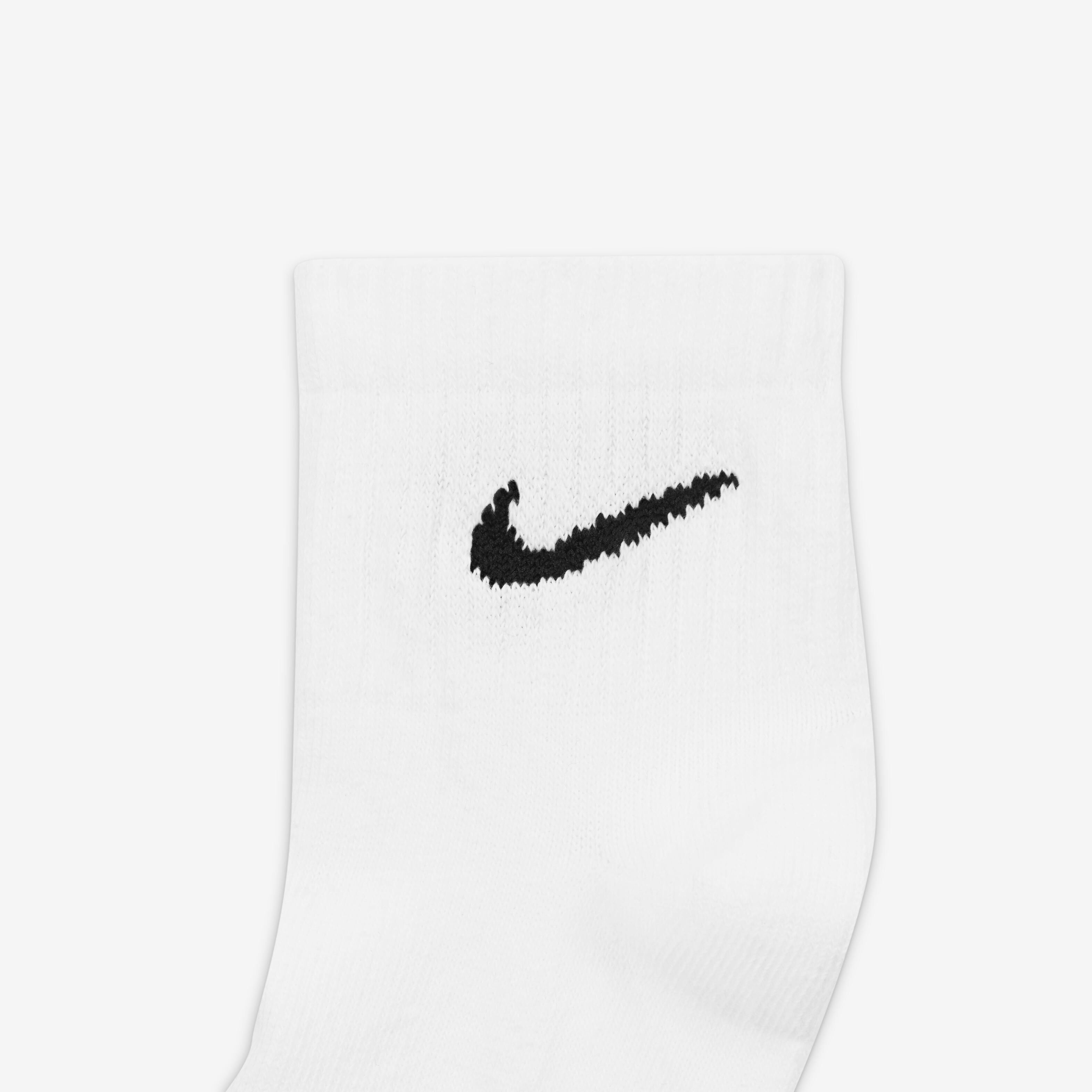 Nike lightweight ankle socks shop
