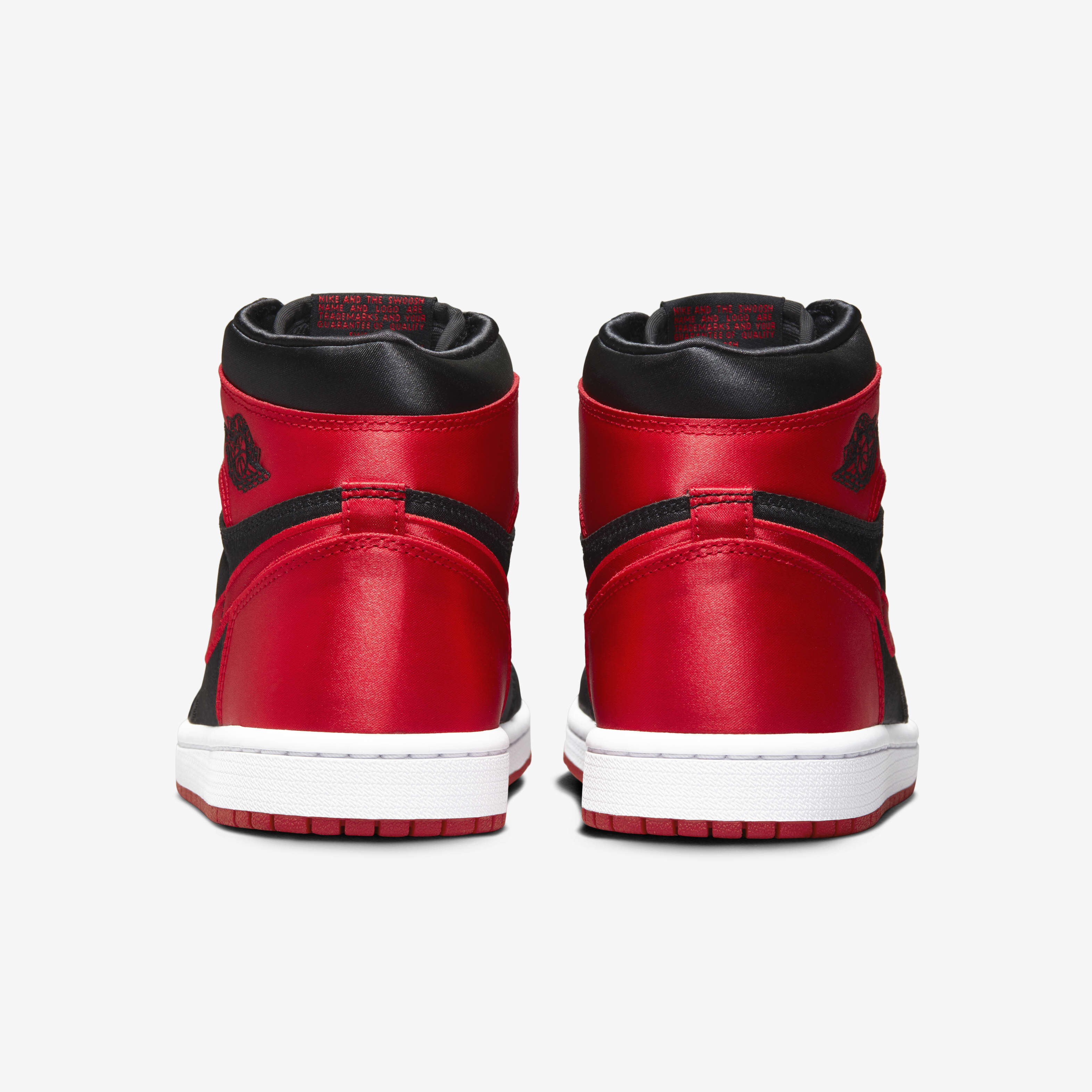 Air Jordan 1 High OG 'Satin Bred' image number 5