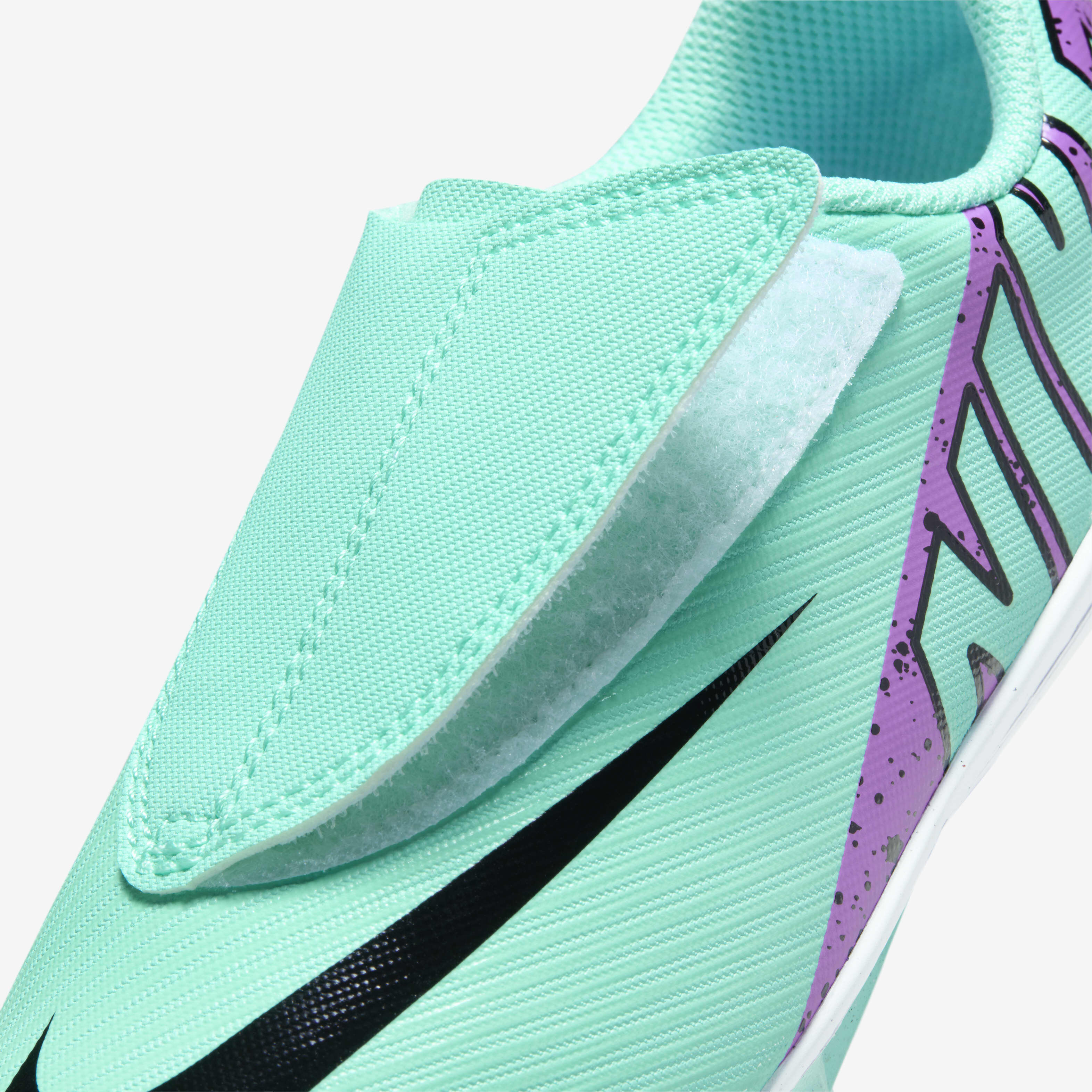 Nike Jr. Mercurial Vapor 15 Club image number 9
