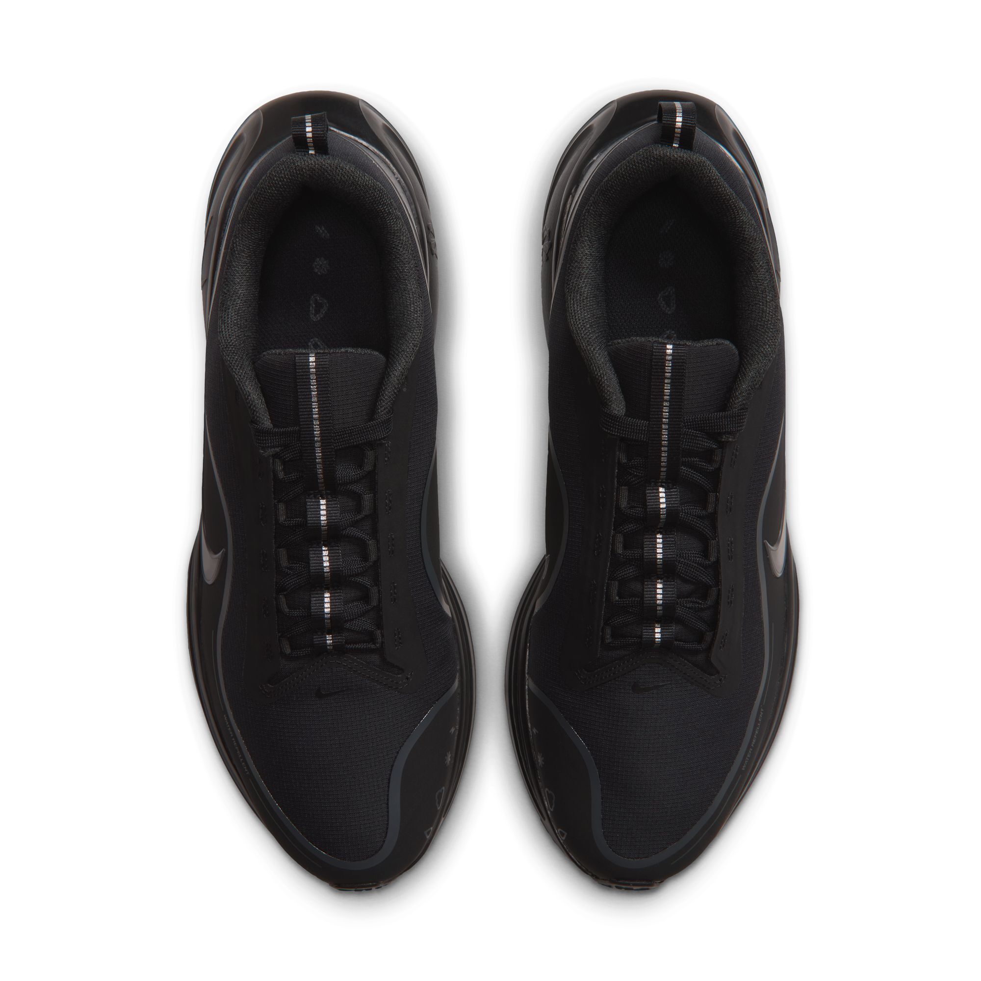 Nike Revolution 8 Utility image number 3