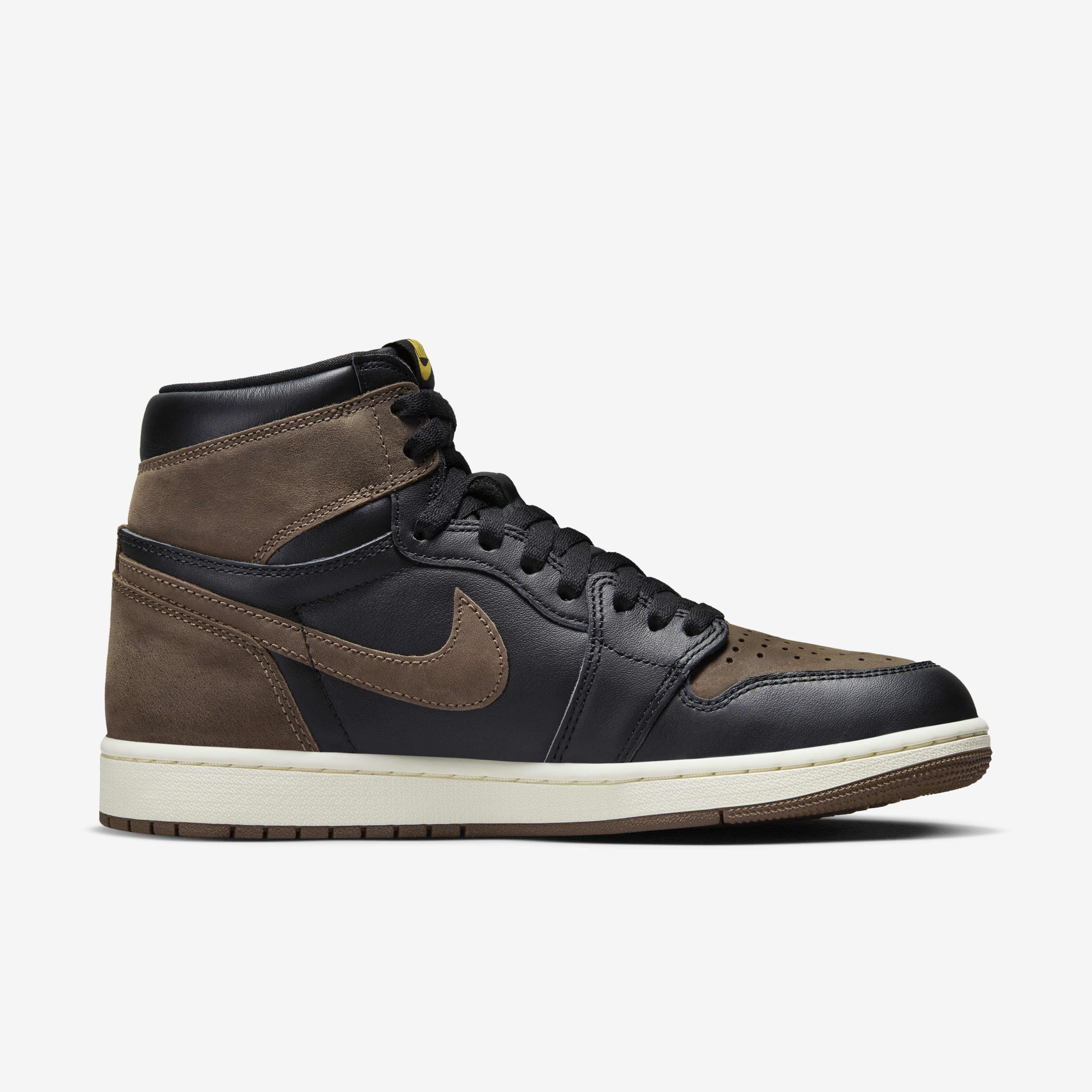 Air Jordan 1 Retro High OG image number 2