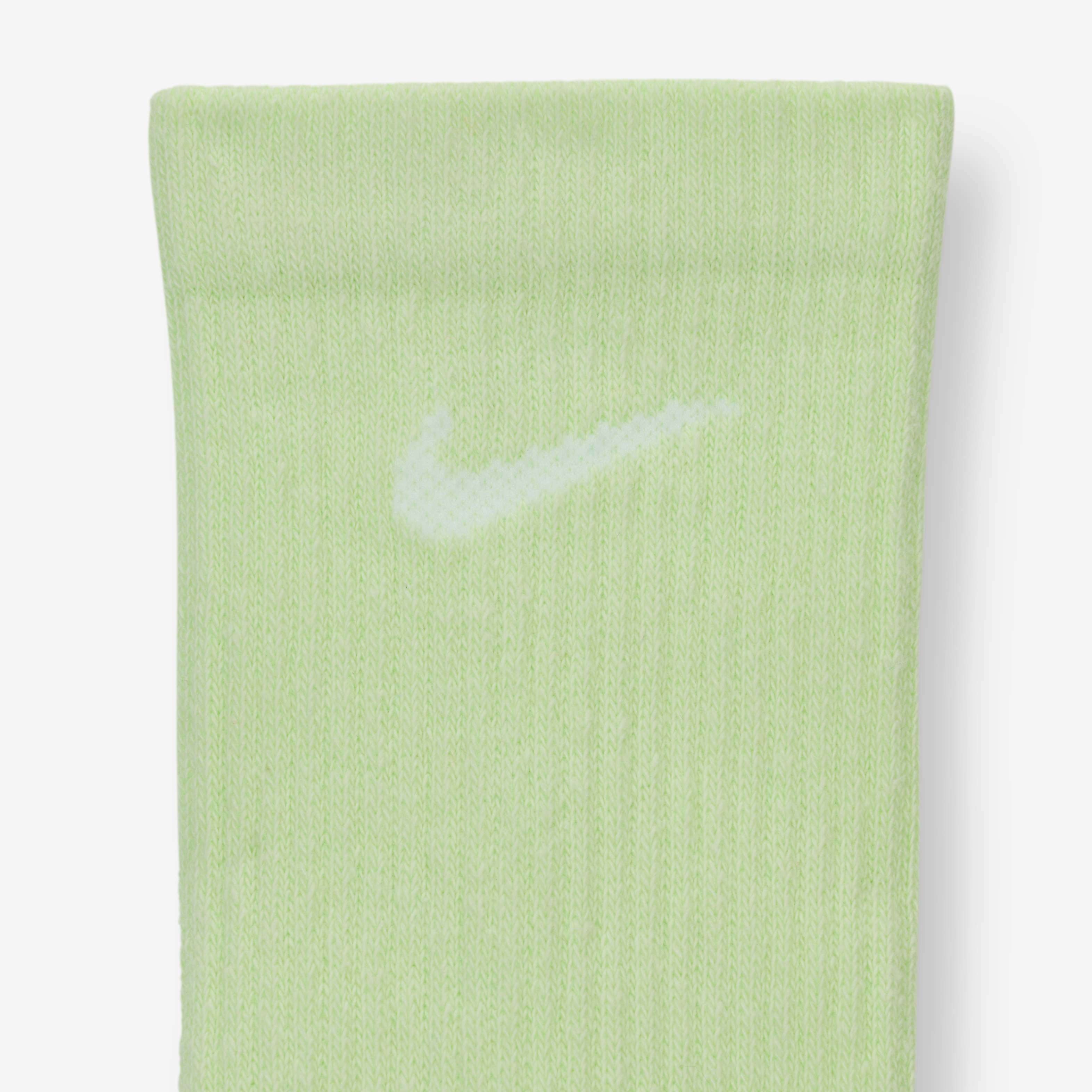 Nike Everyday Plus Cushioned image number 3