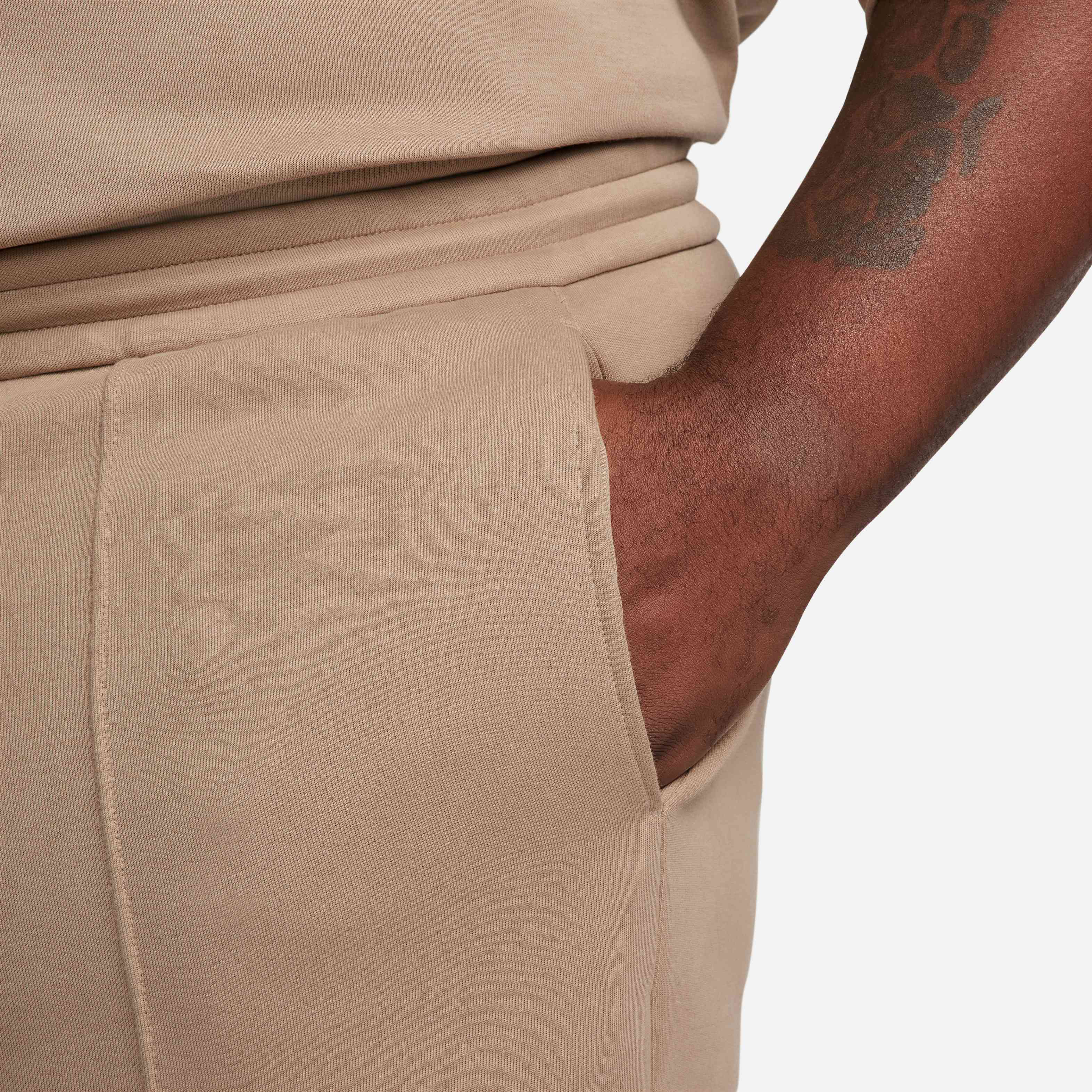 نايكي تك فليس ري-ايمادجيند image number 12