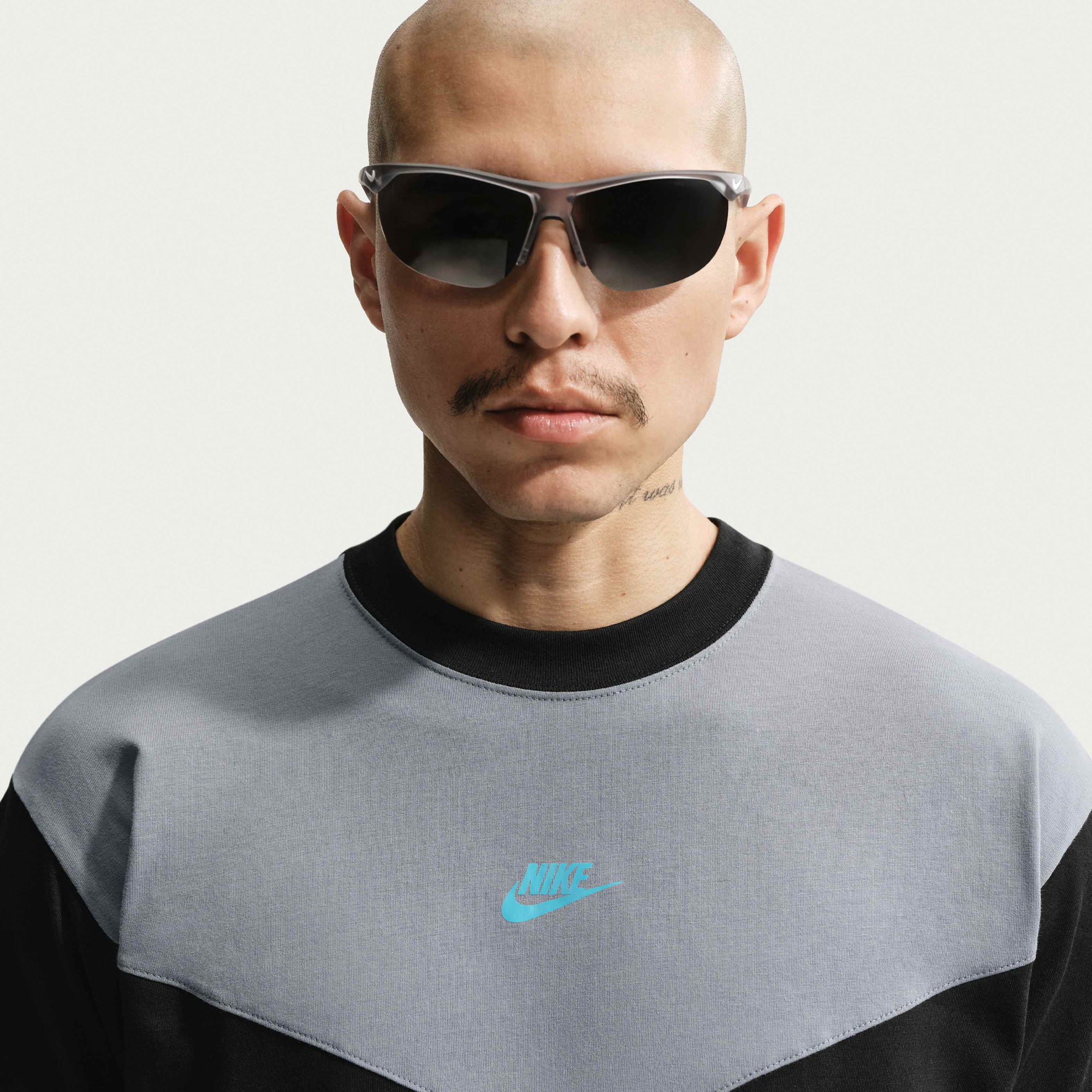 Zoom image