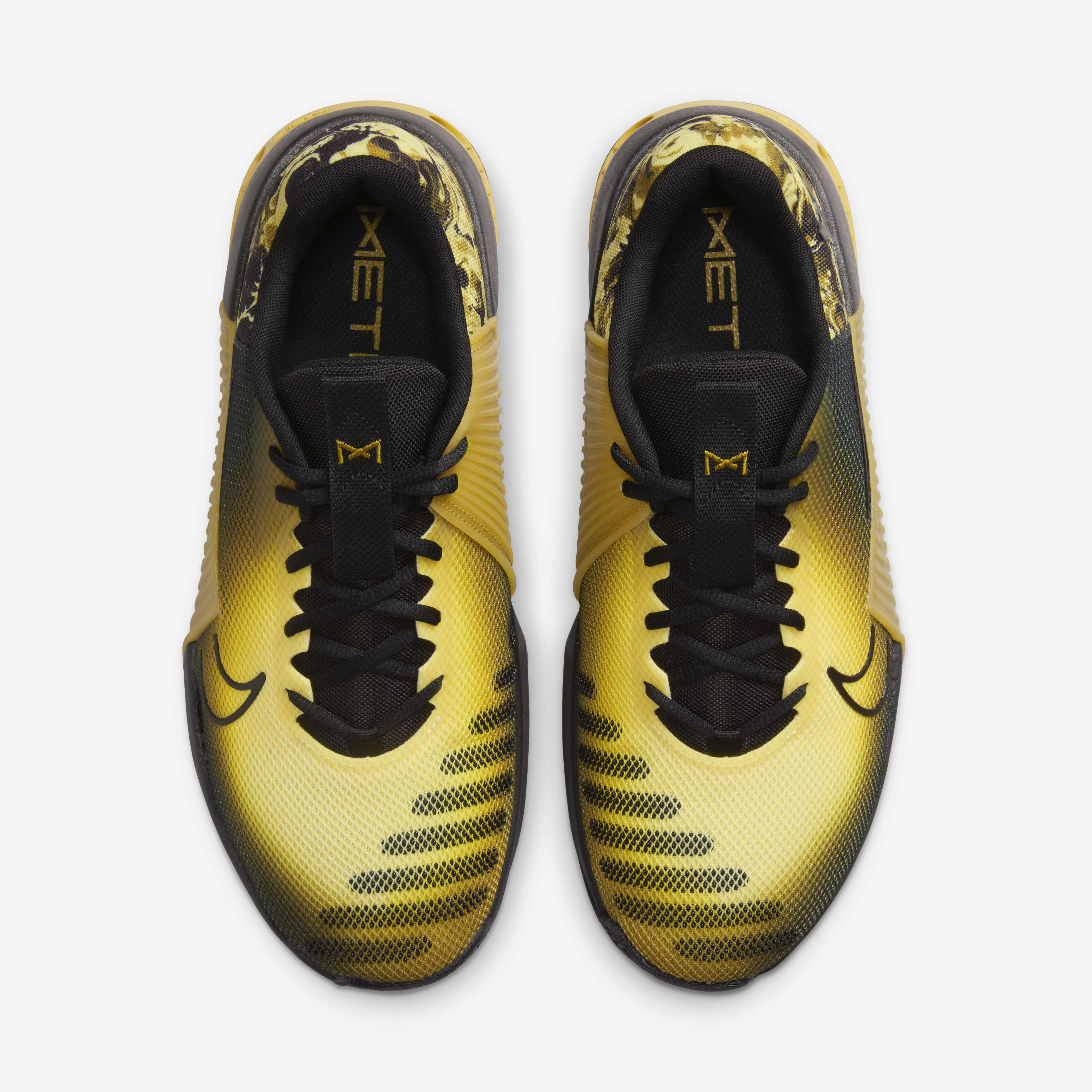 Nike metcon club 2025