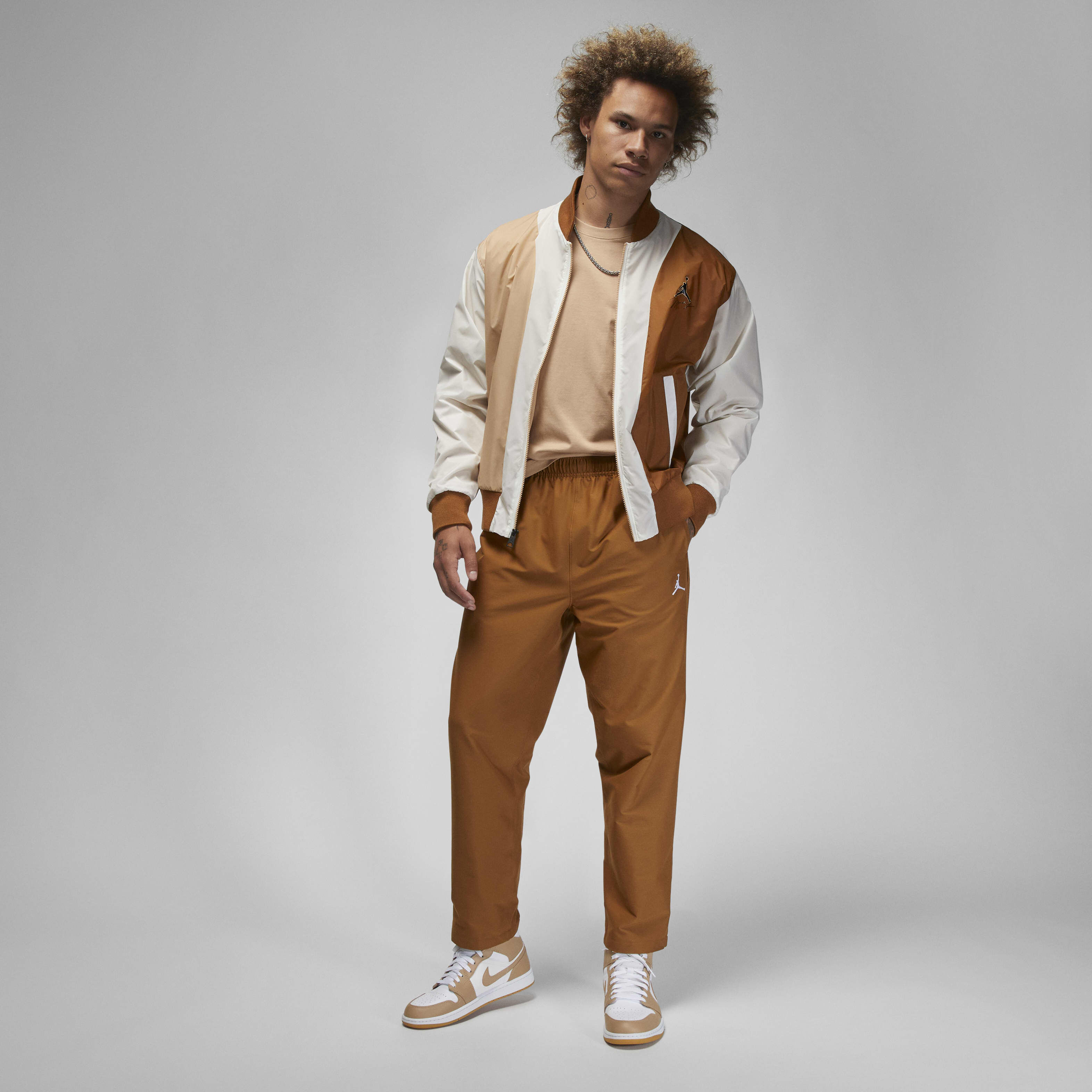 Jordan Essentials image number 5