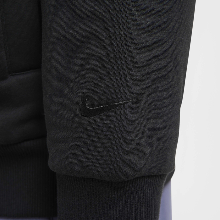 LeBron Standard Issue image number 5 LeBron Standard Issue image number 5