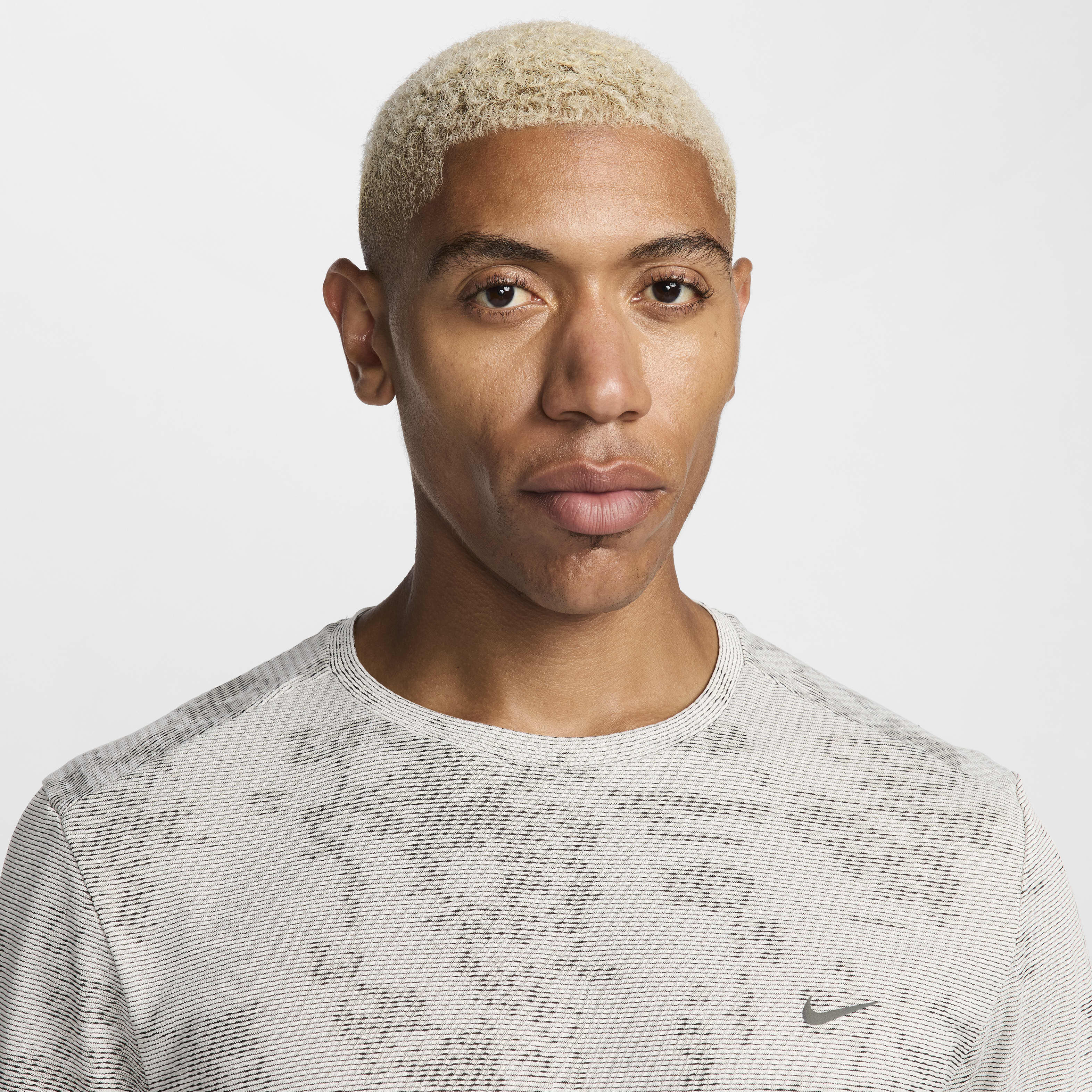 نايكي رانينج ديفجن image number 2