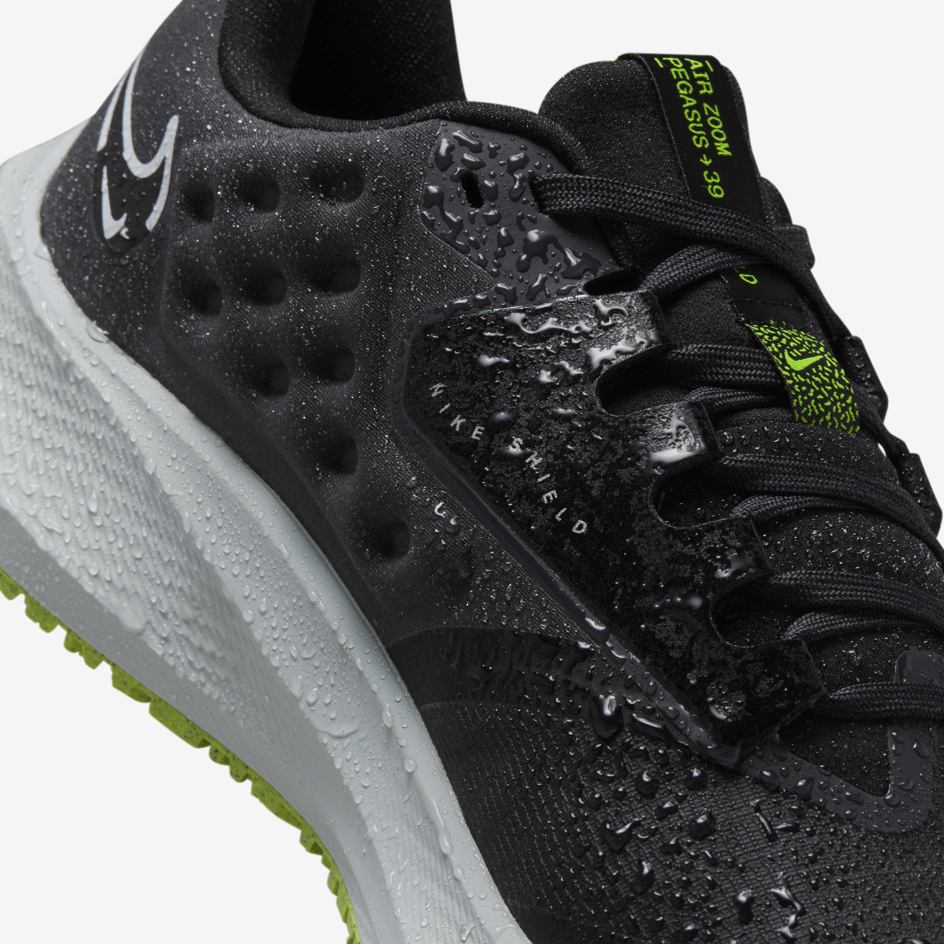 Nike free shield online