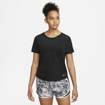 Nike Dri-FIT One Breathe