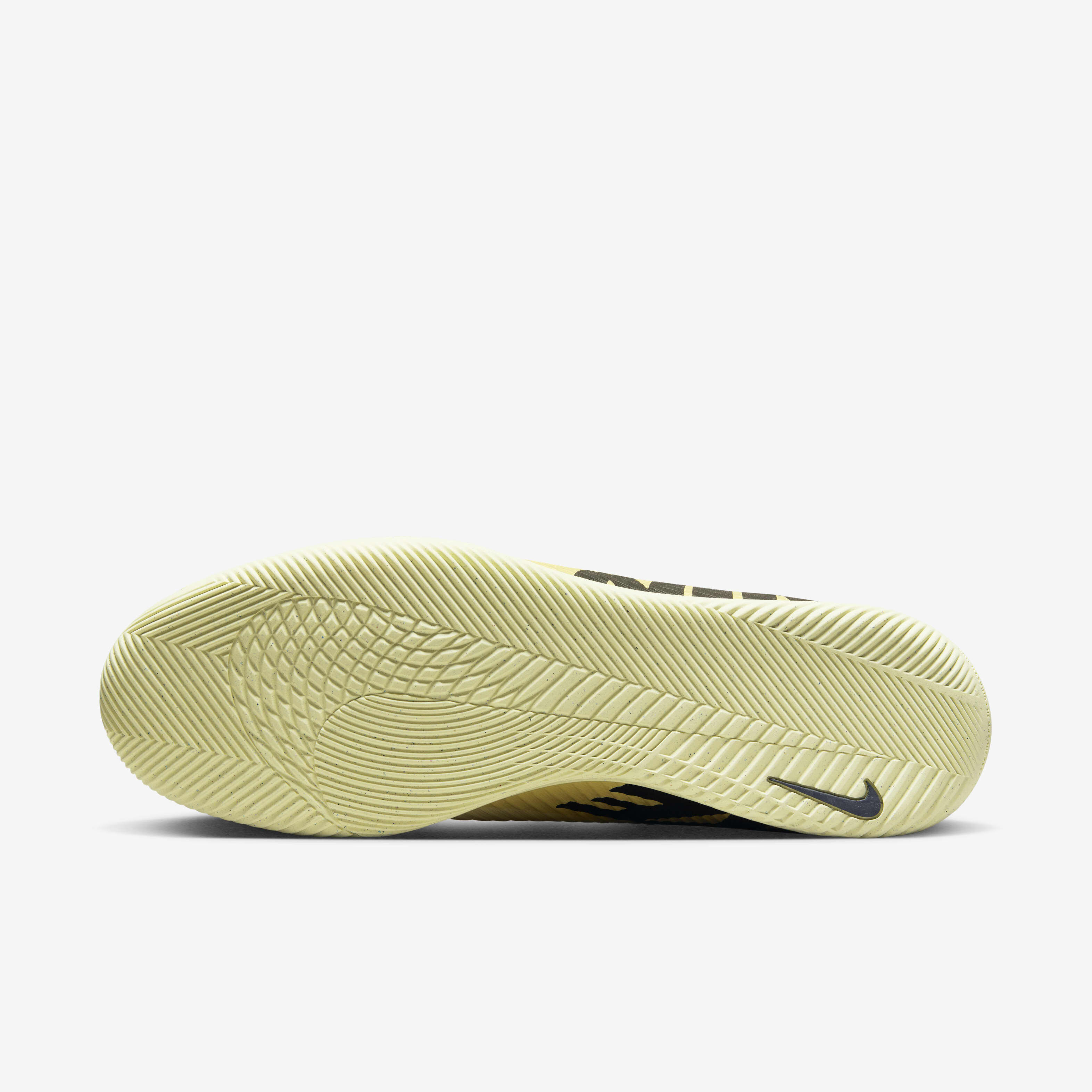 Nike Mercurial Vapor 15 Club image number 1