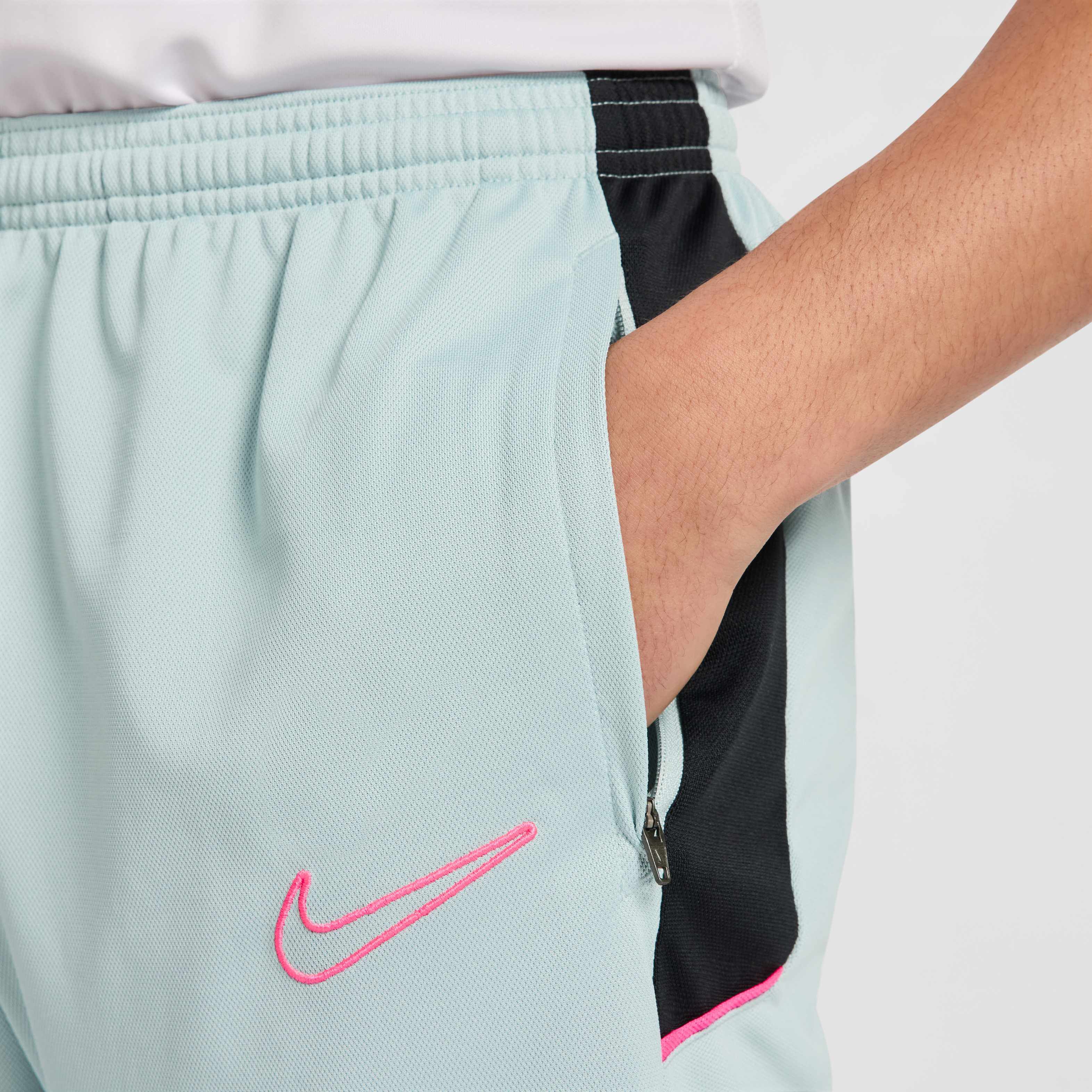 Nike Academy image number 7